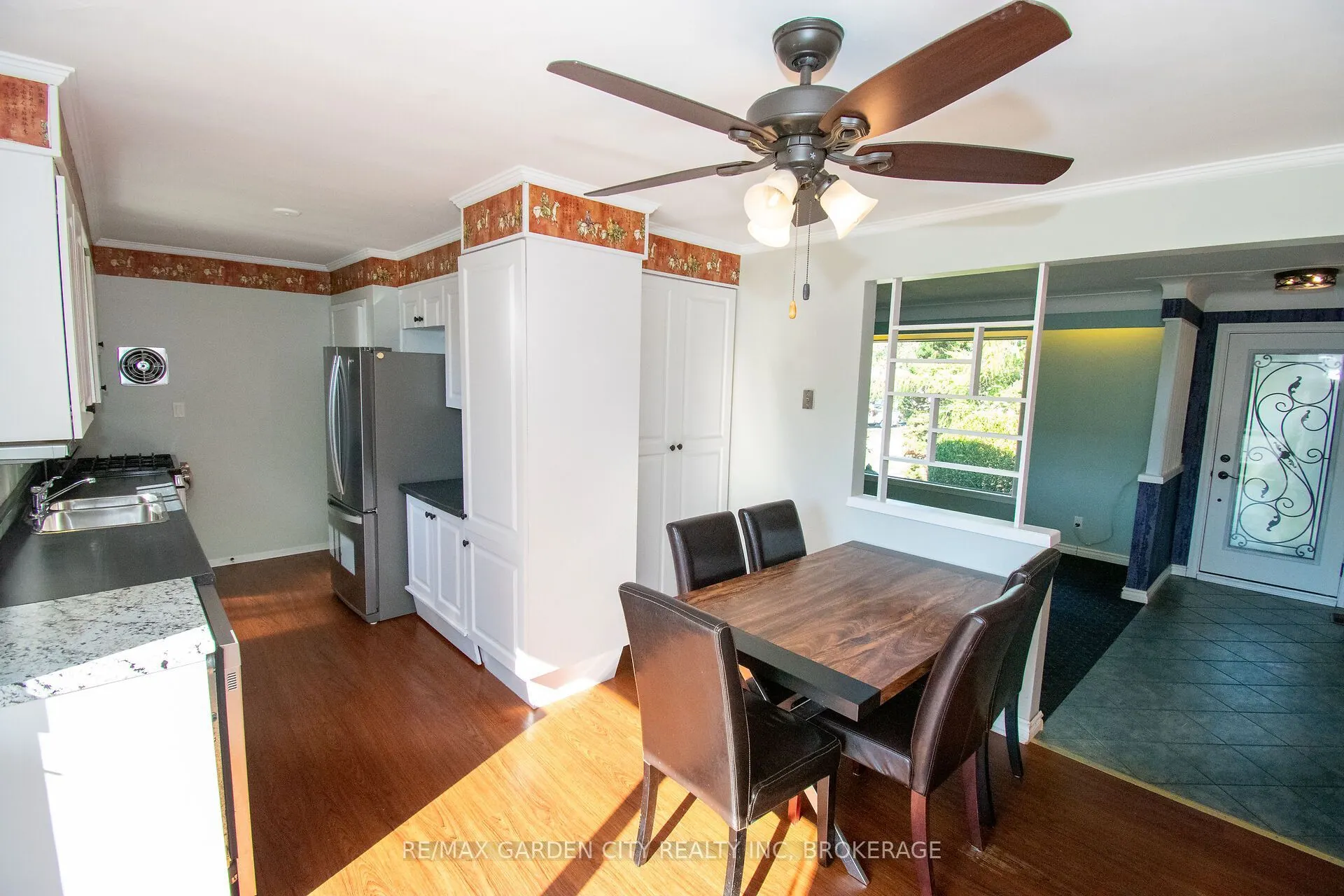 15 Karen Crescent
