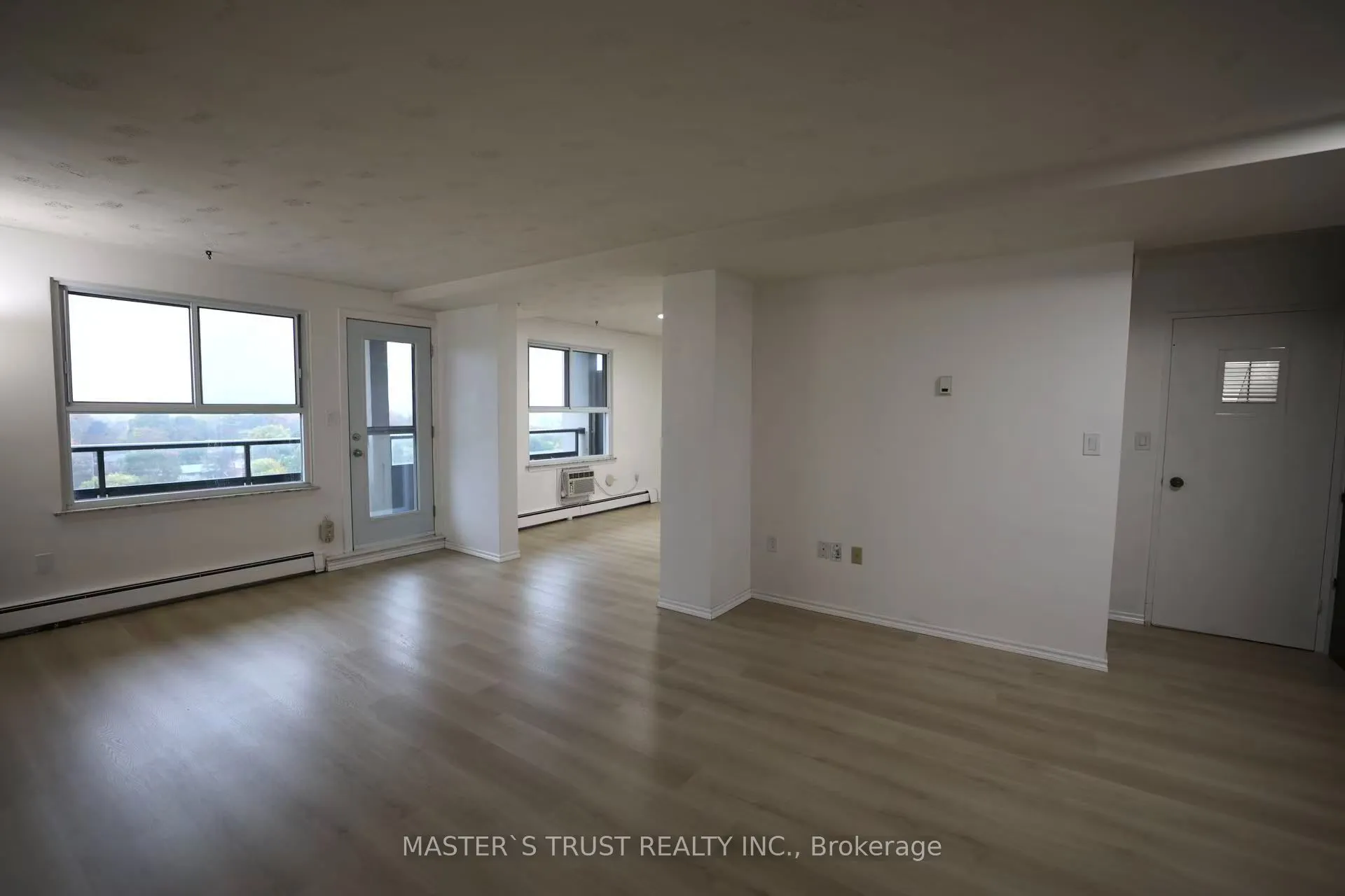 58 Bridgeport Road E #1108