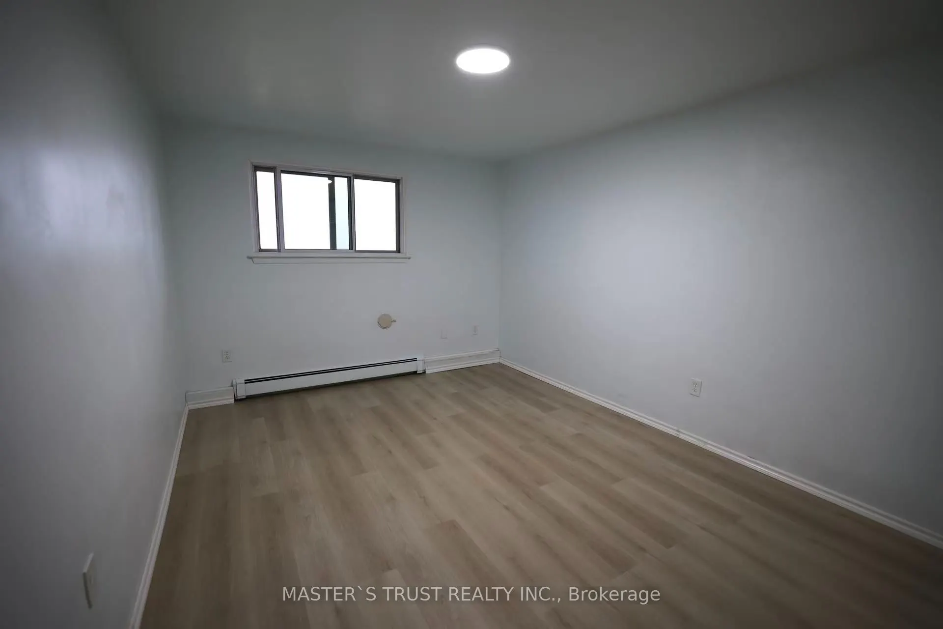 58 Bridgeport Road E #1108