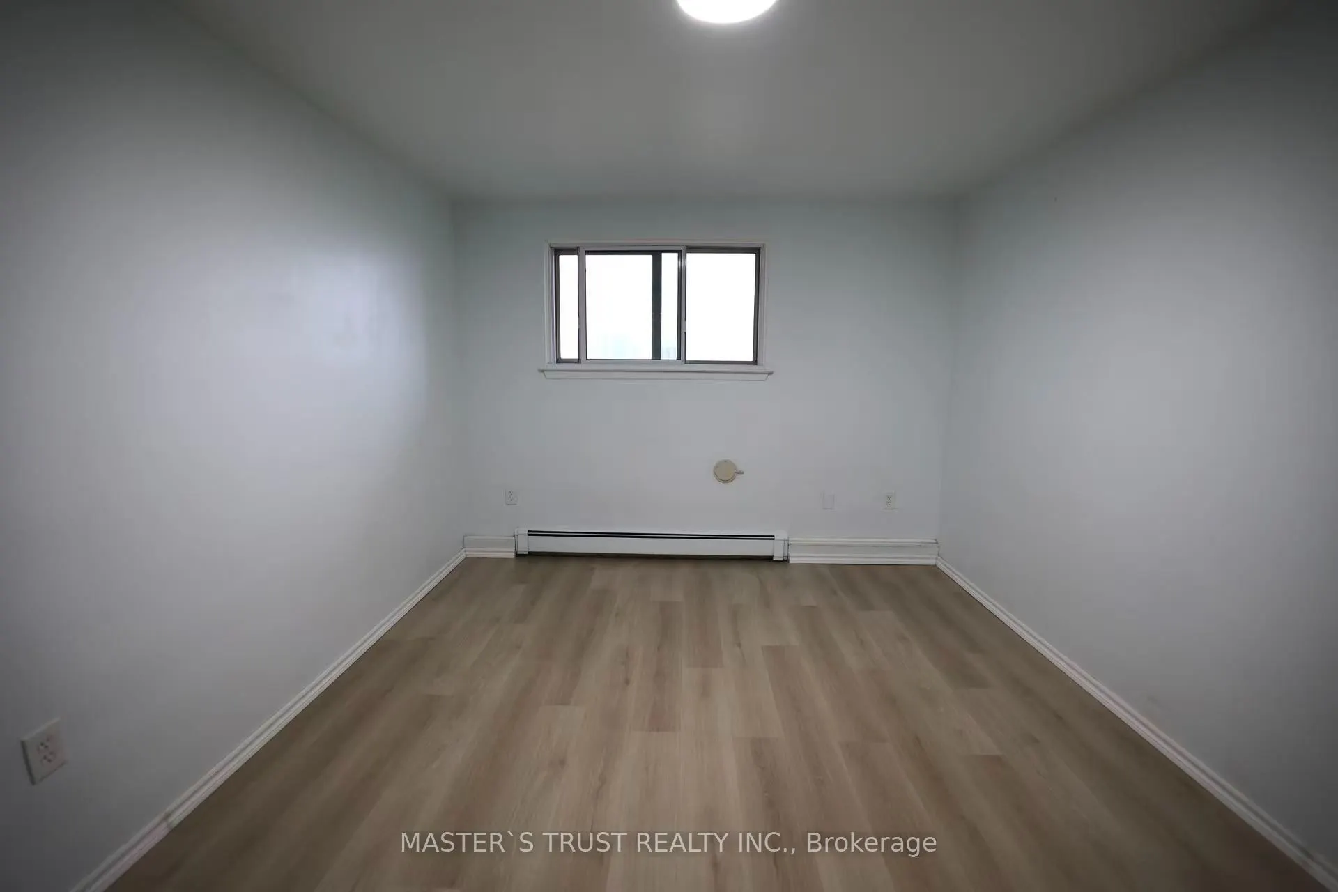 58 Bridgeport Road E #1108