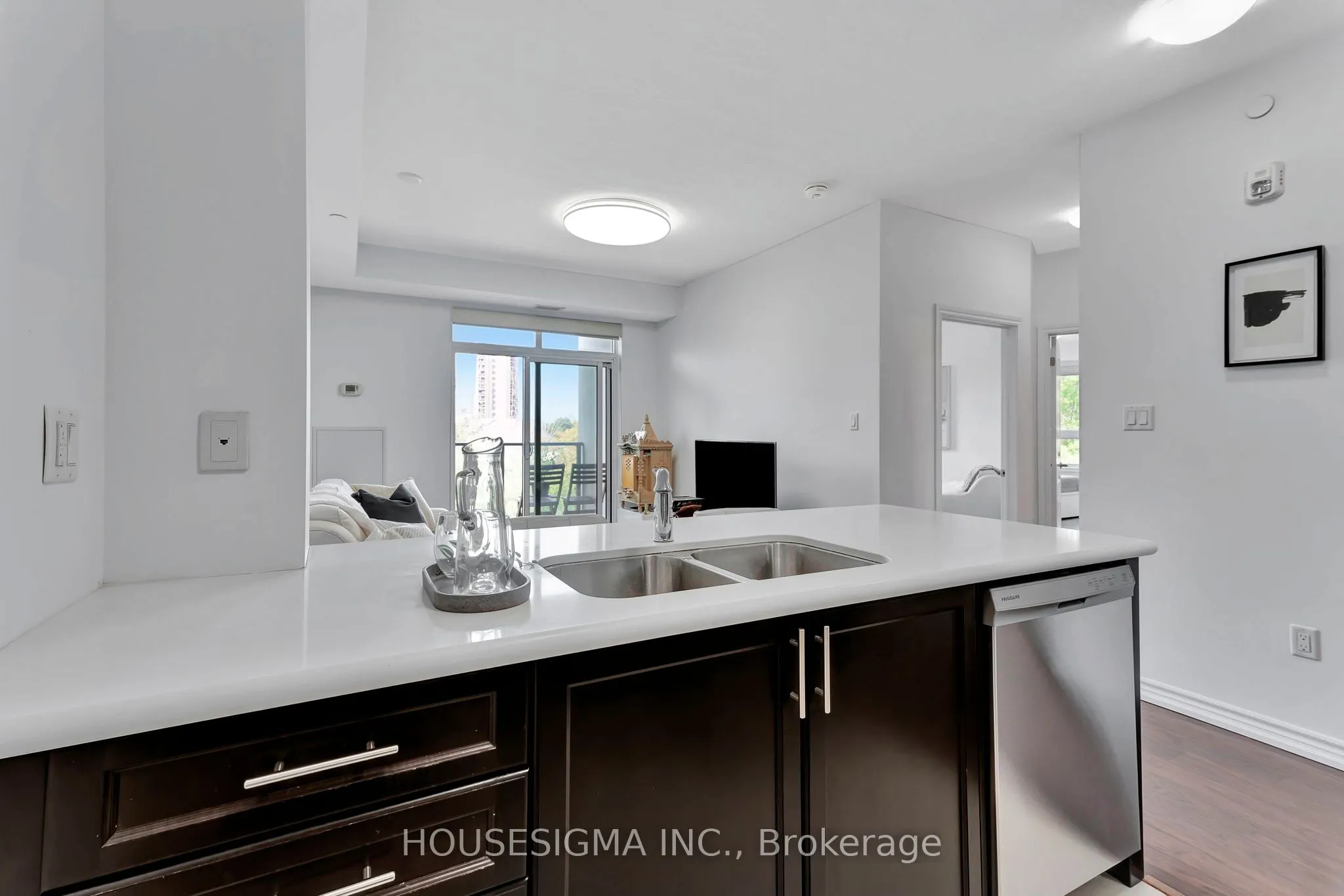125 Shoreview Place #322