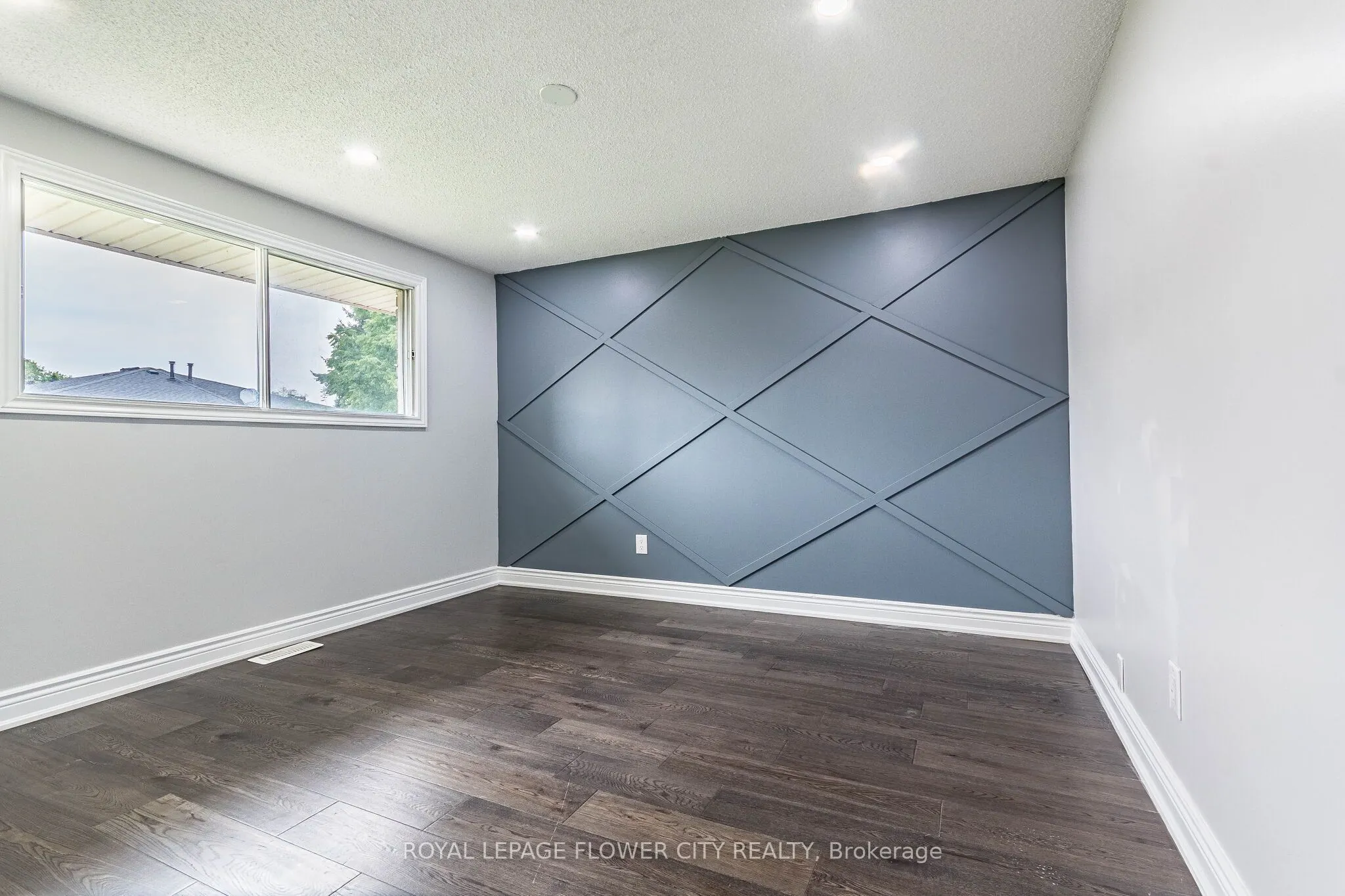 135 Keefer Road