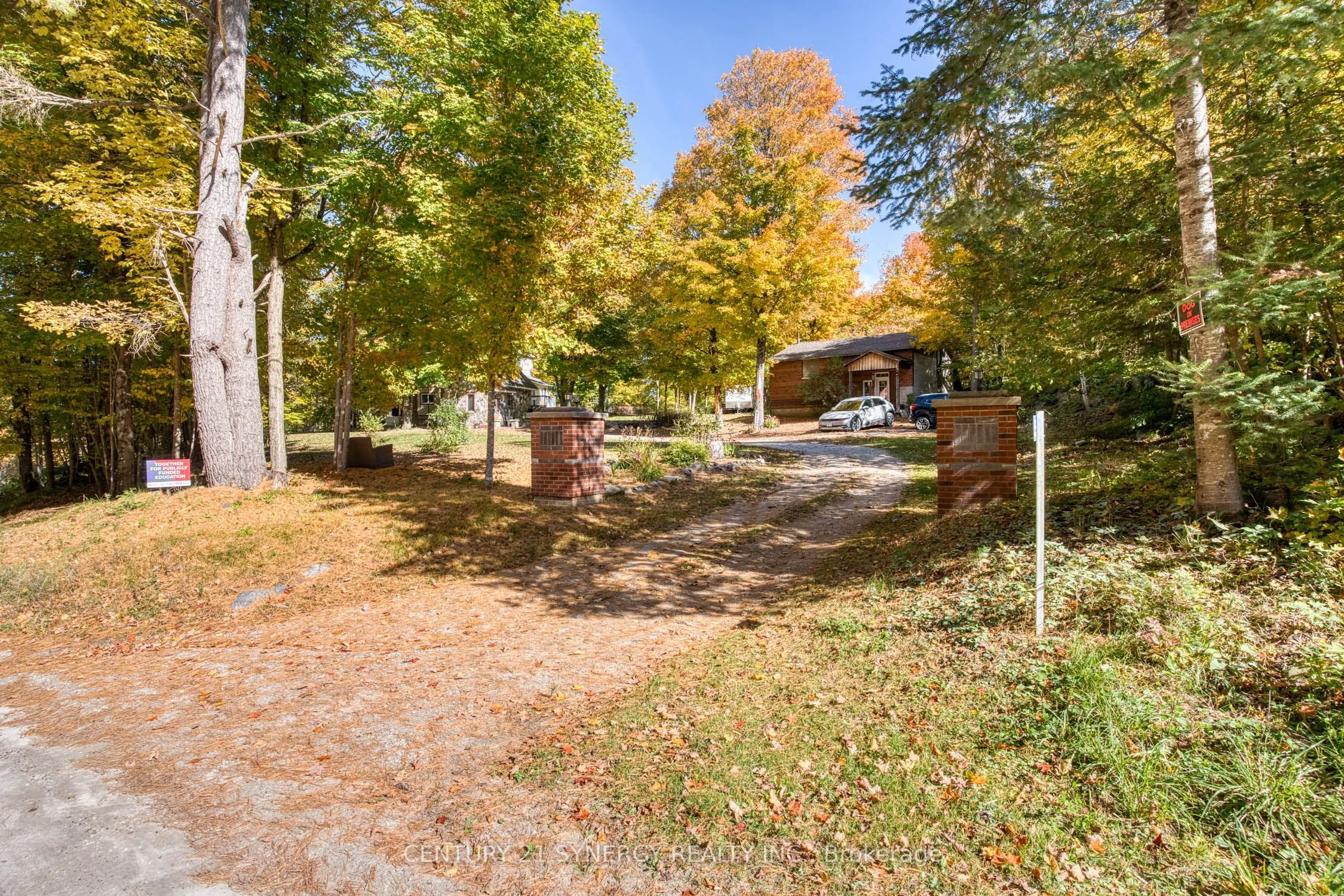 555 Sugarbush Way