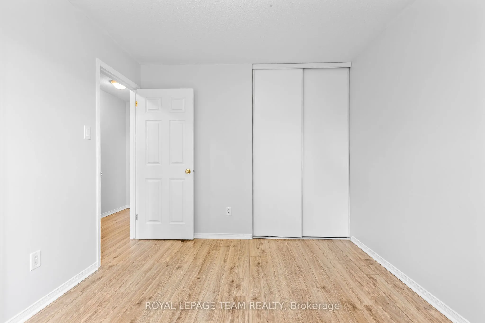 92 Wolff Crescent