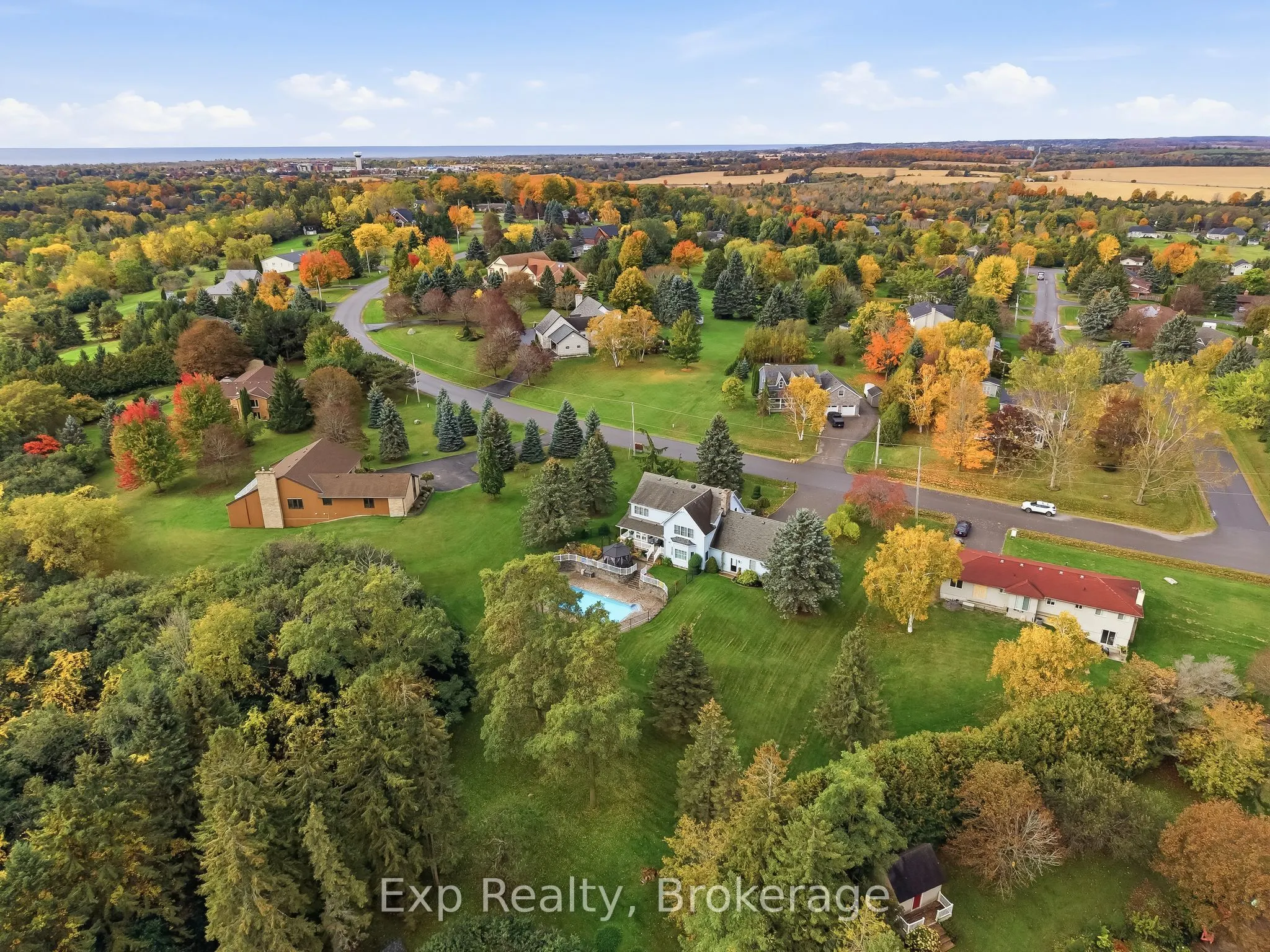 17 Forest Hill Drive