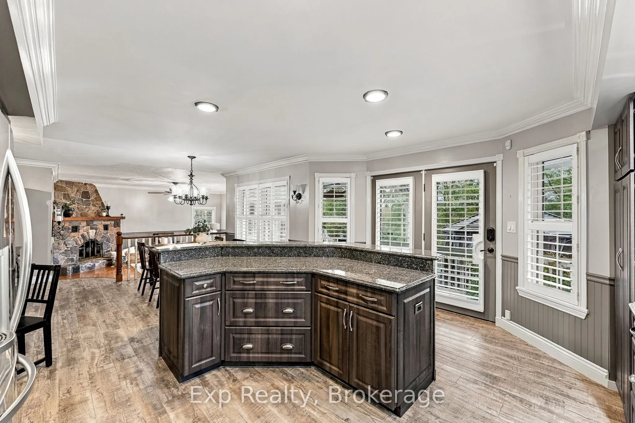 17 Forest Hill Drive