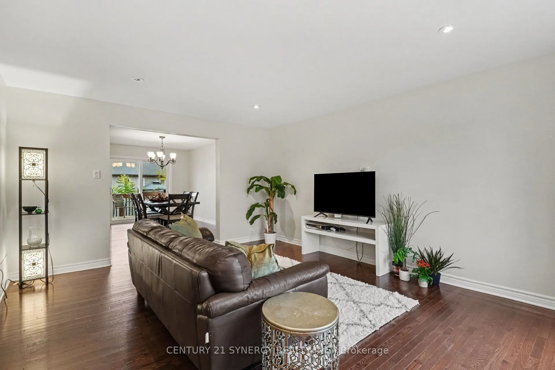 344 Colmar Street