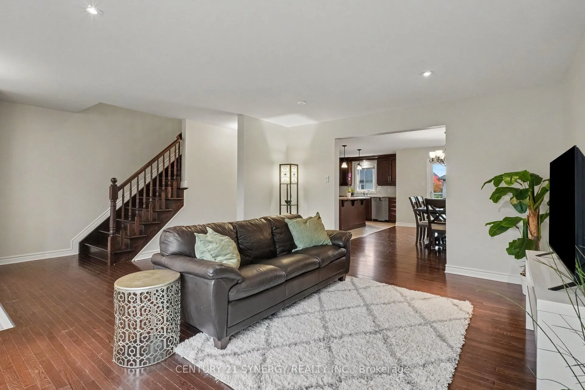 344 Colmar Street
