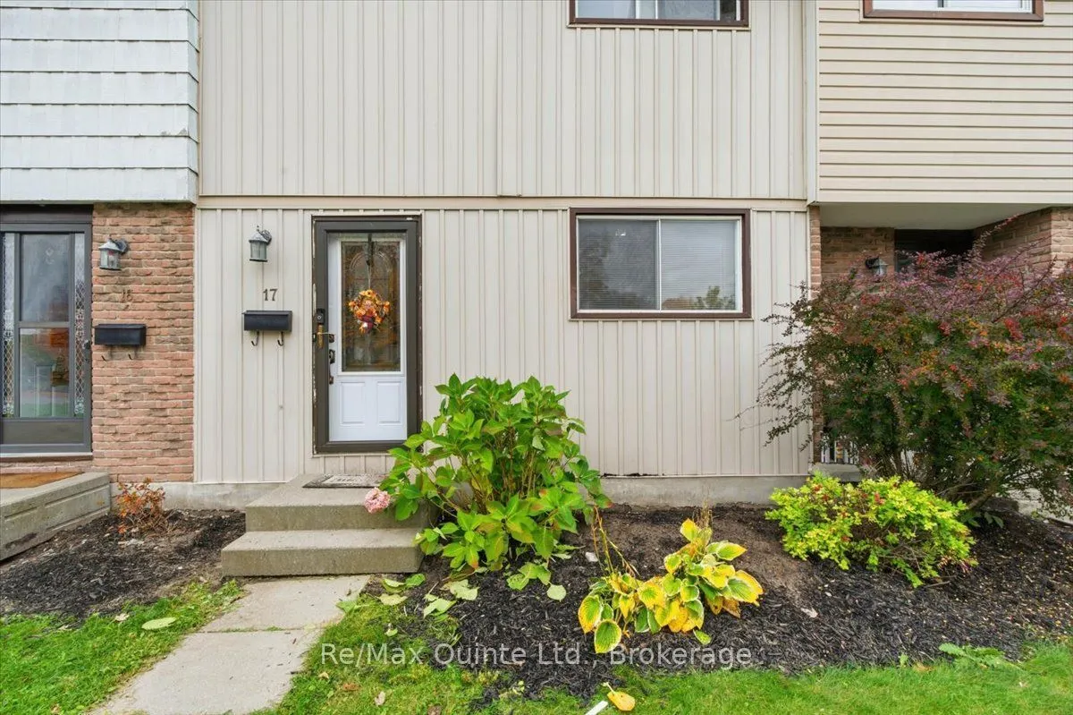 17 Tiffany Place #17