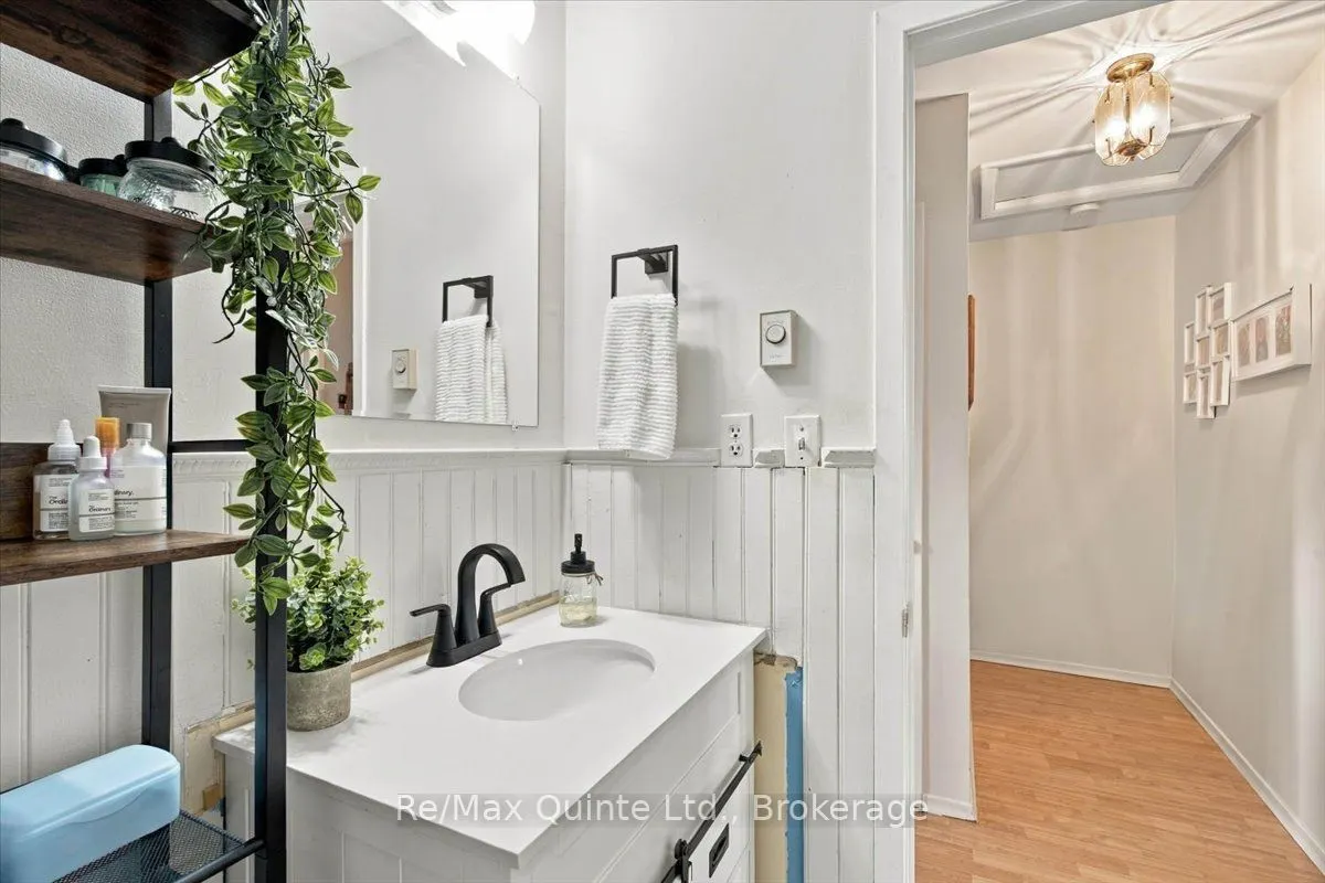 17 Tiffany Place #17