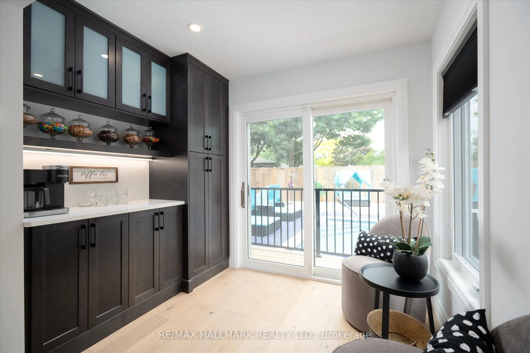 119 Charlotte Place