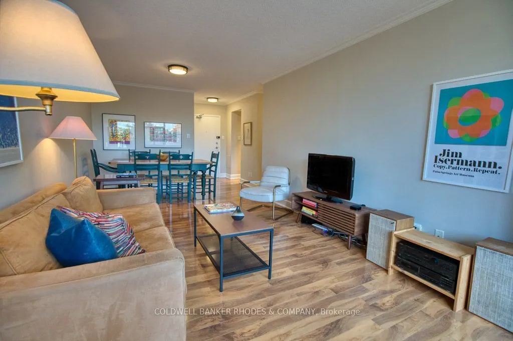 60 Mcleod Street #405