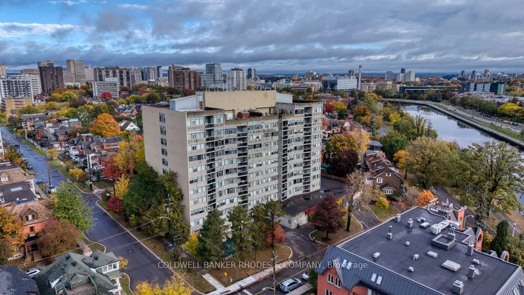 60 Mcleod Street #405