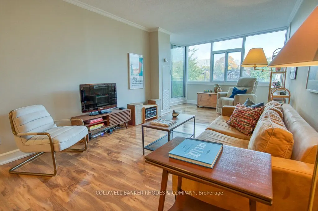 60 Mcleod Street #405