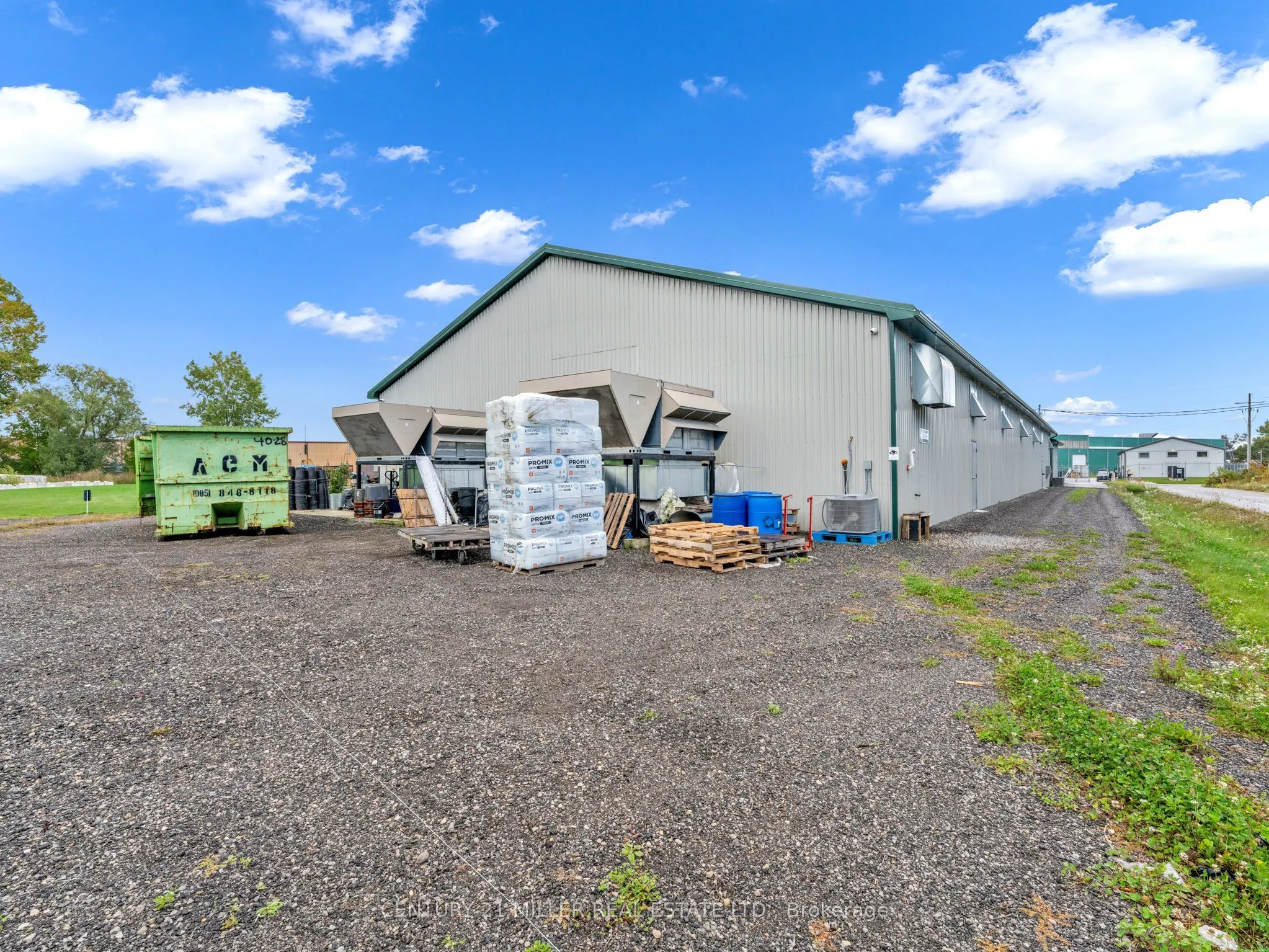 32 Clearview Drive W