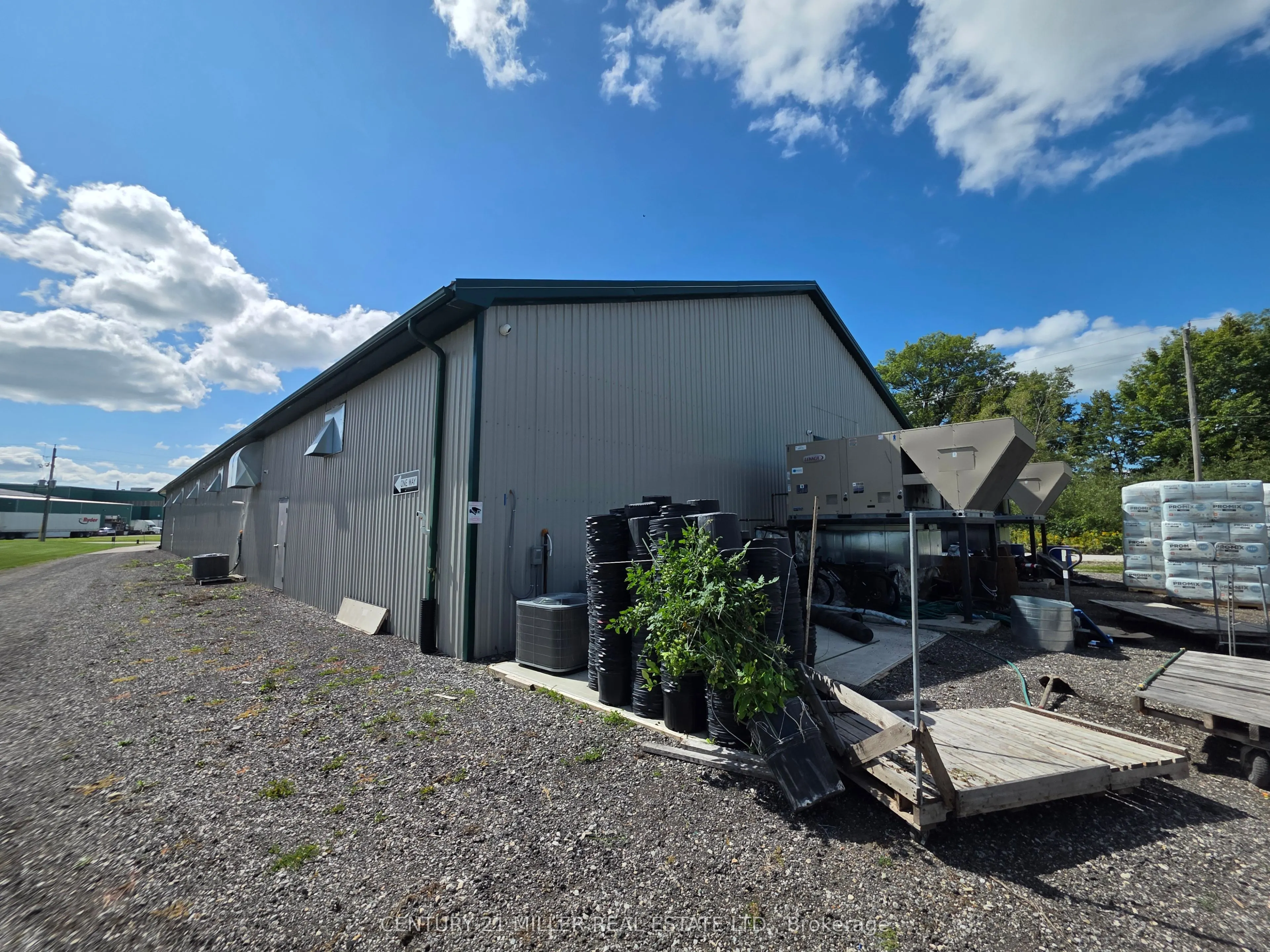 32 Clearview Drive W