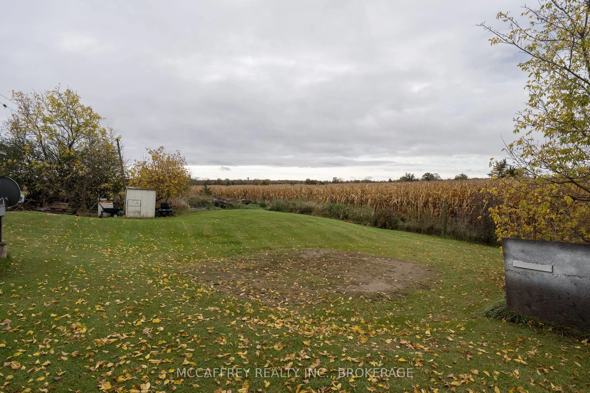 6986 Old Highway 2