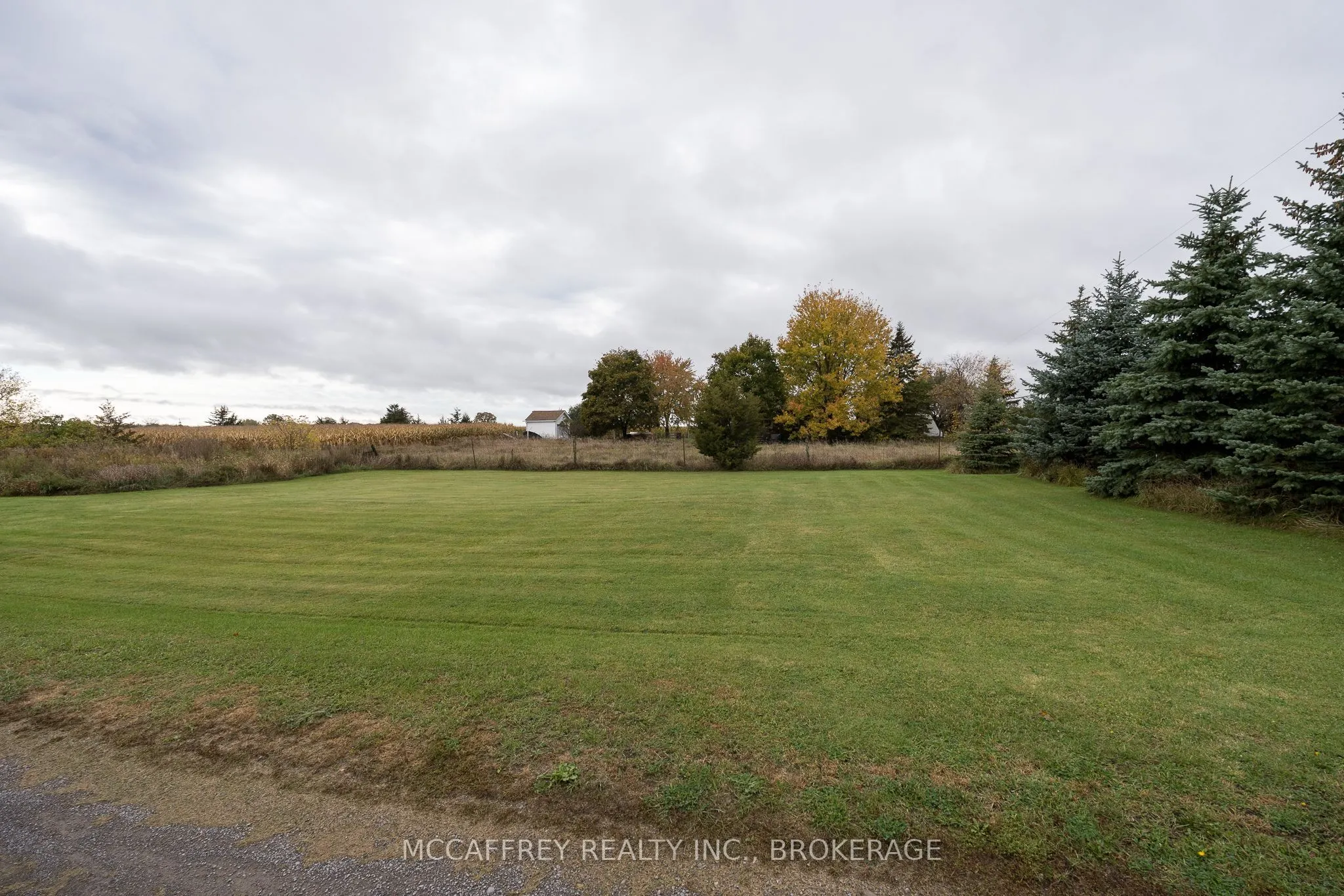 6986 Old Highway 2