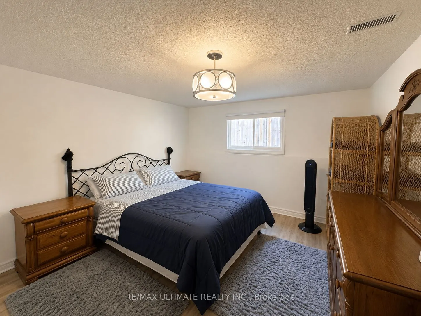 12 Stoney Brook Crescent
