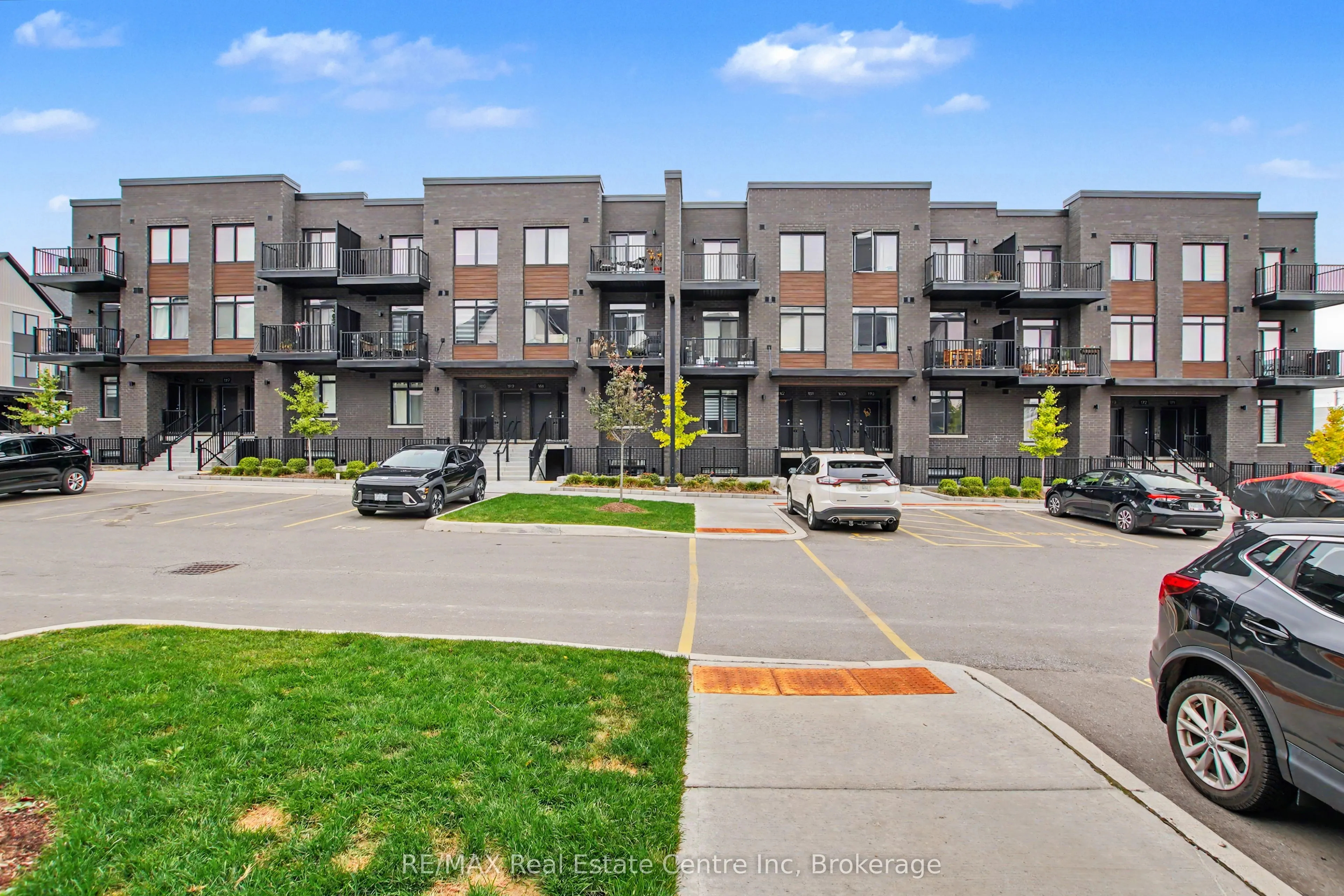 824 Woolwich Street #192