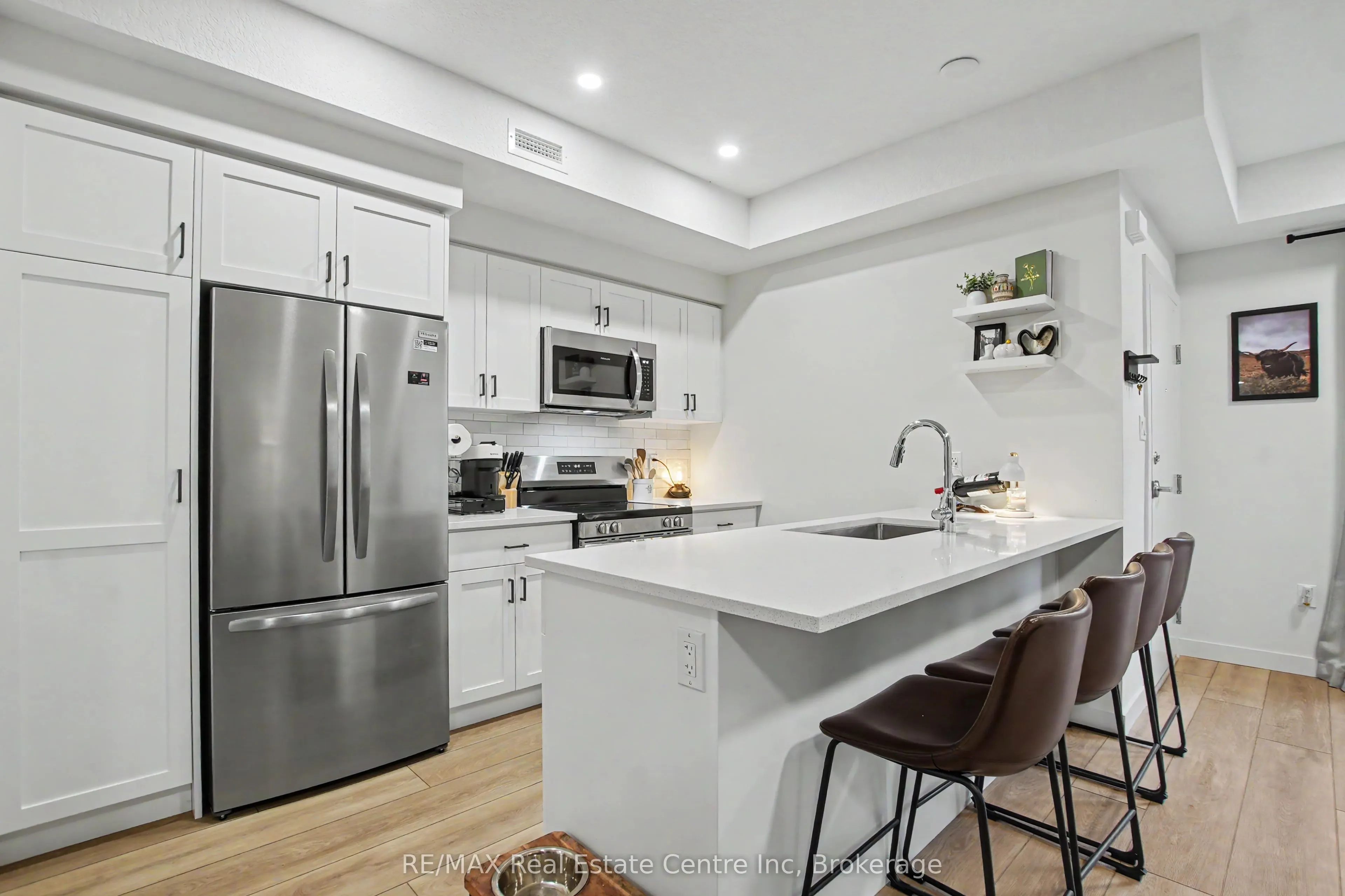 824 Woolwich Street #192