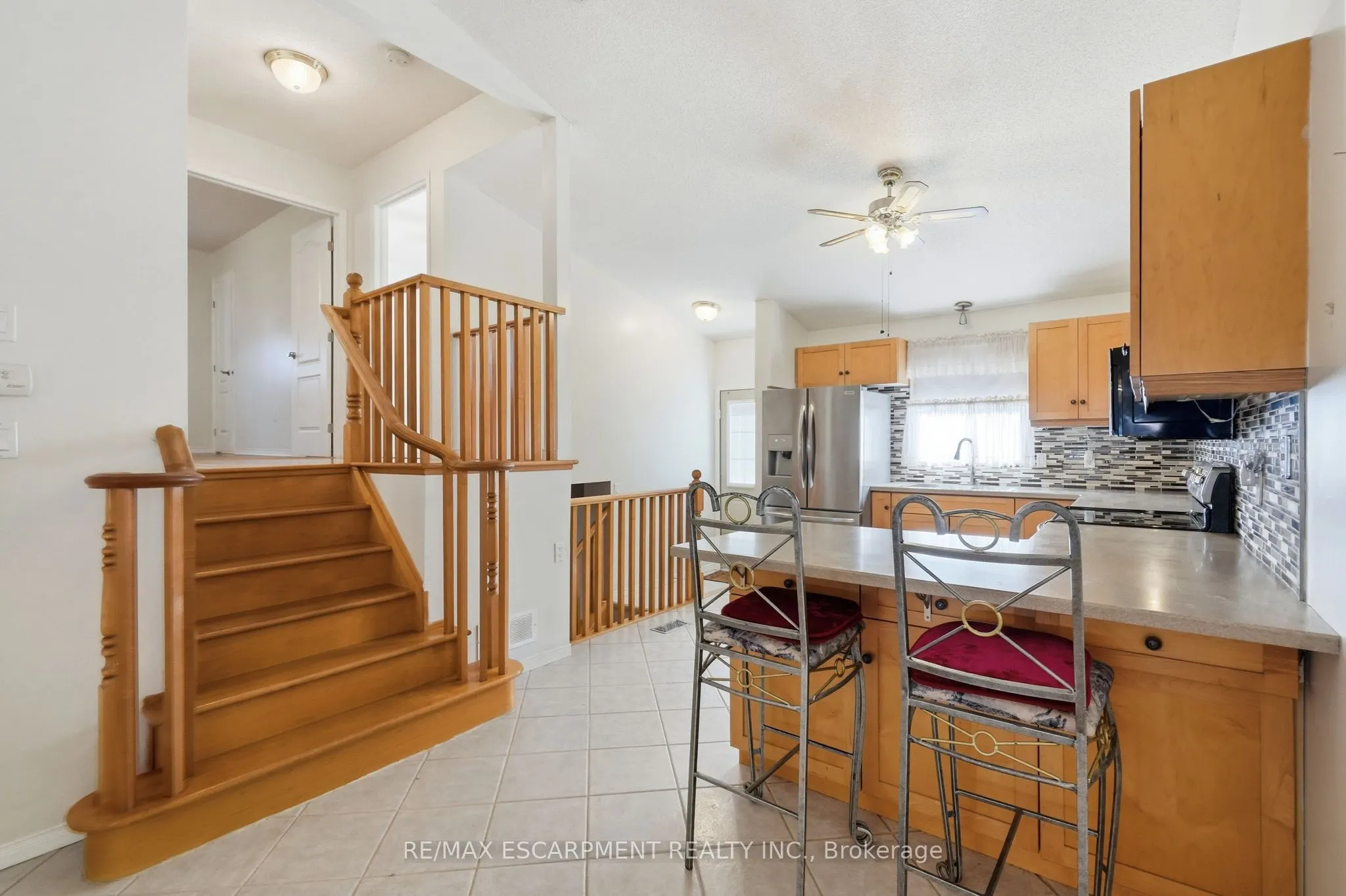 102 Cove Crescent
