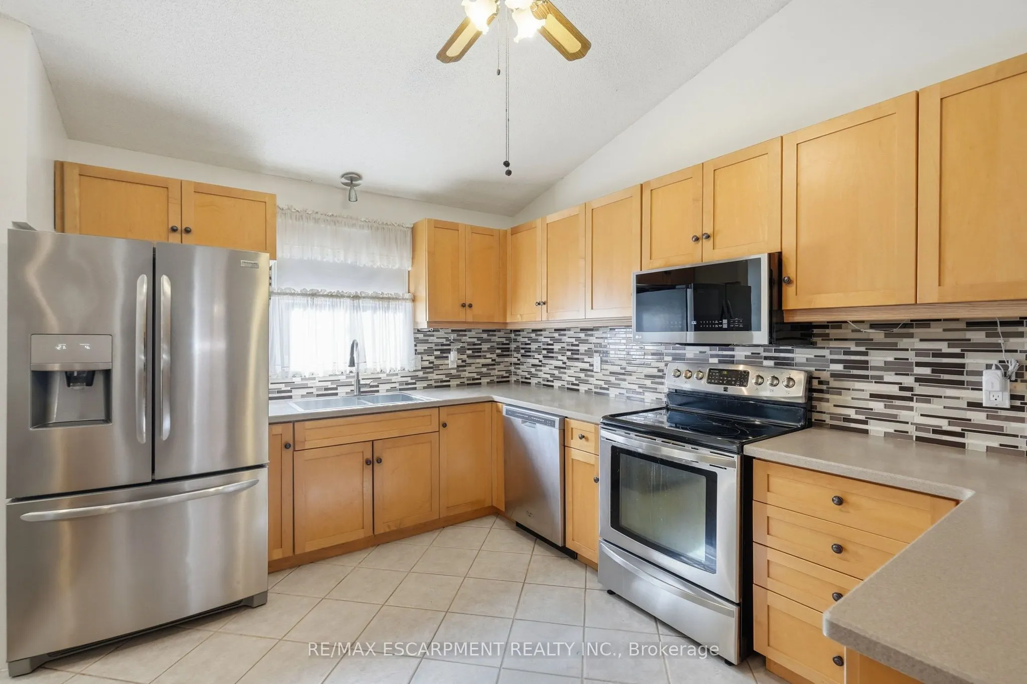 102 Cove Crescent