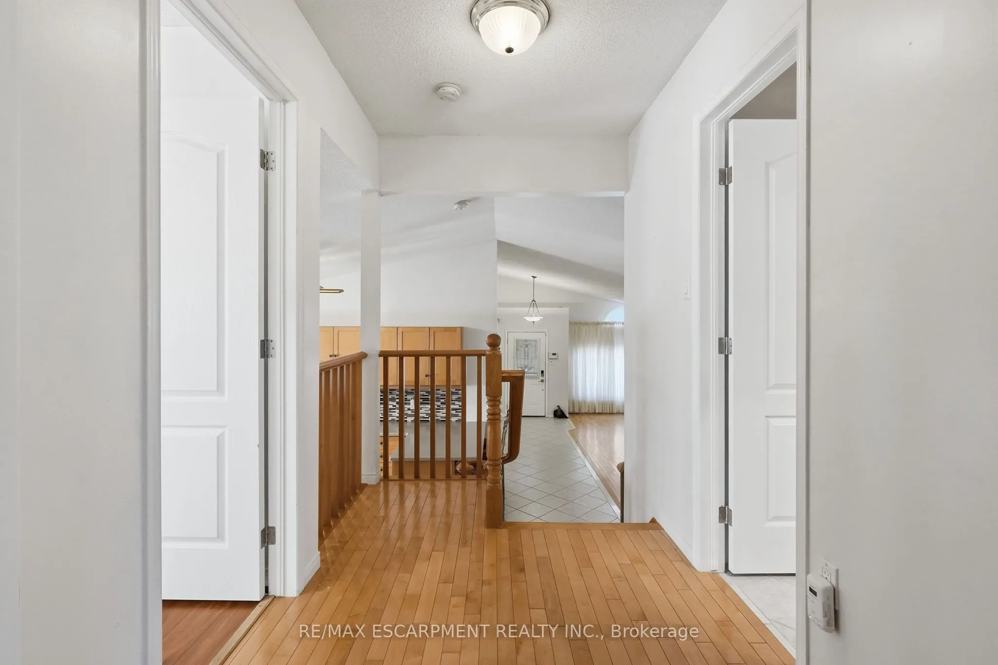 102 Cove Crescent