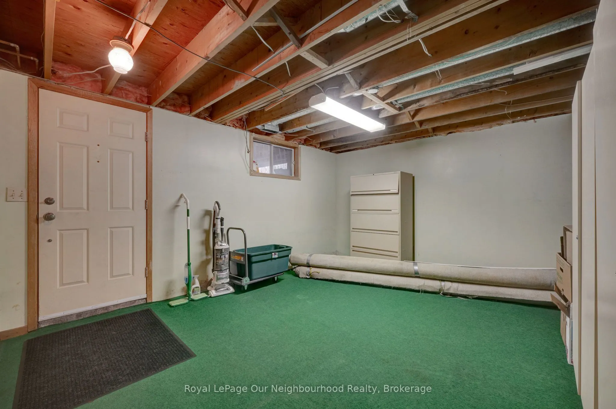 32 Alnet Drive