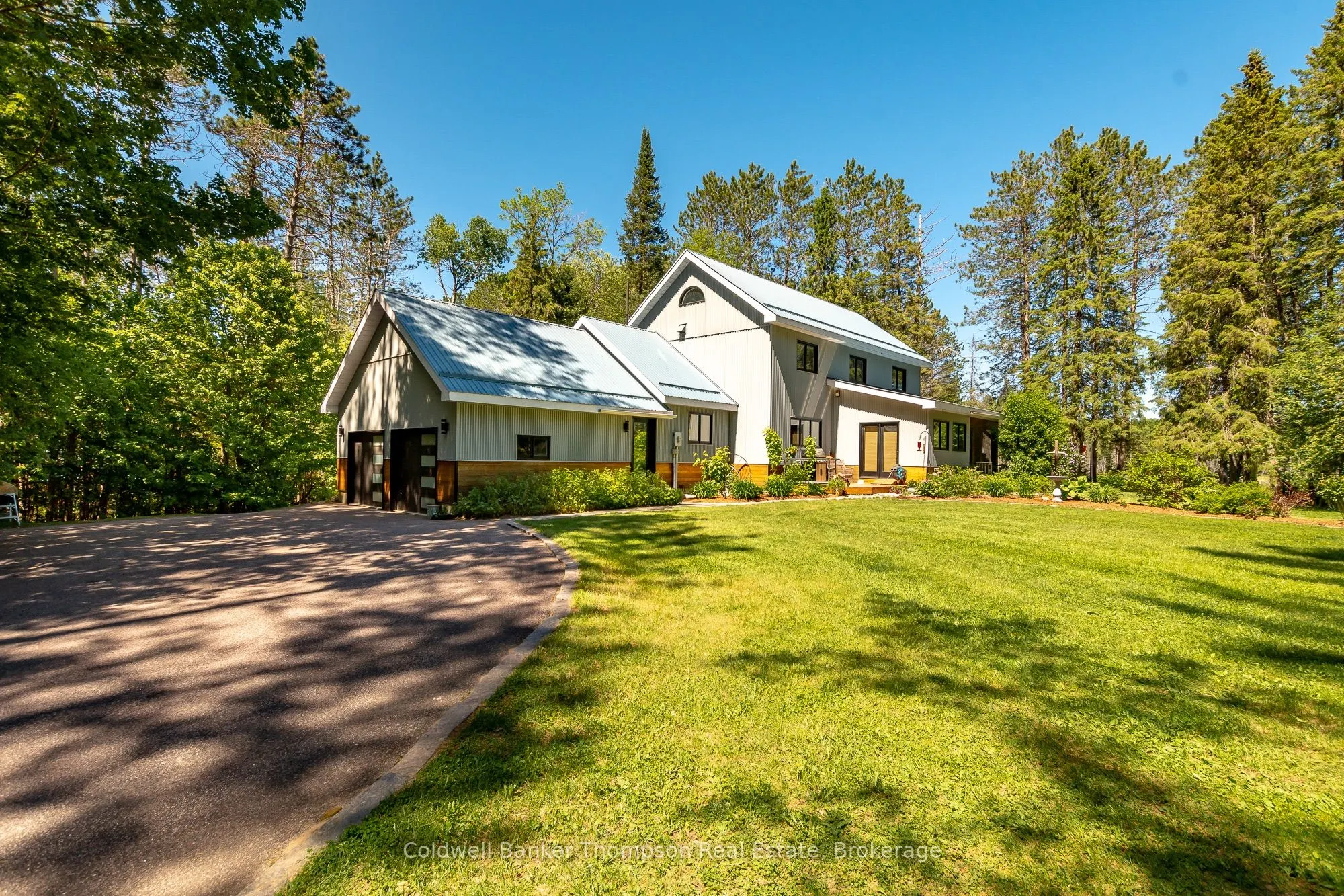 1095 Williamsport Road