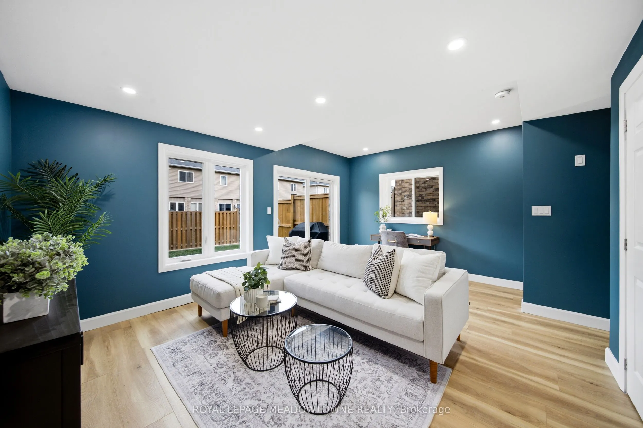 675 Victoria Road N #5