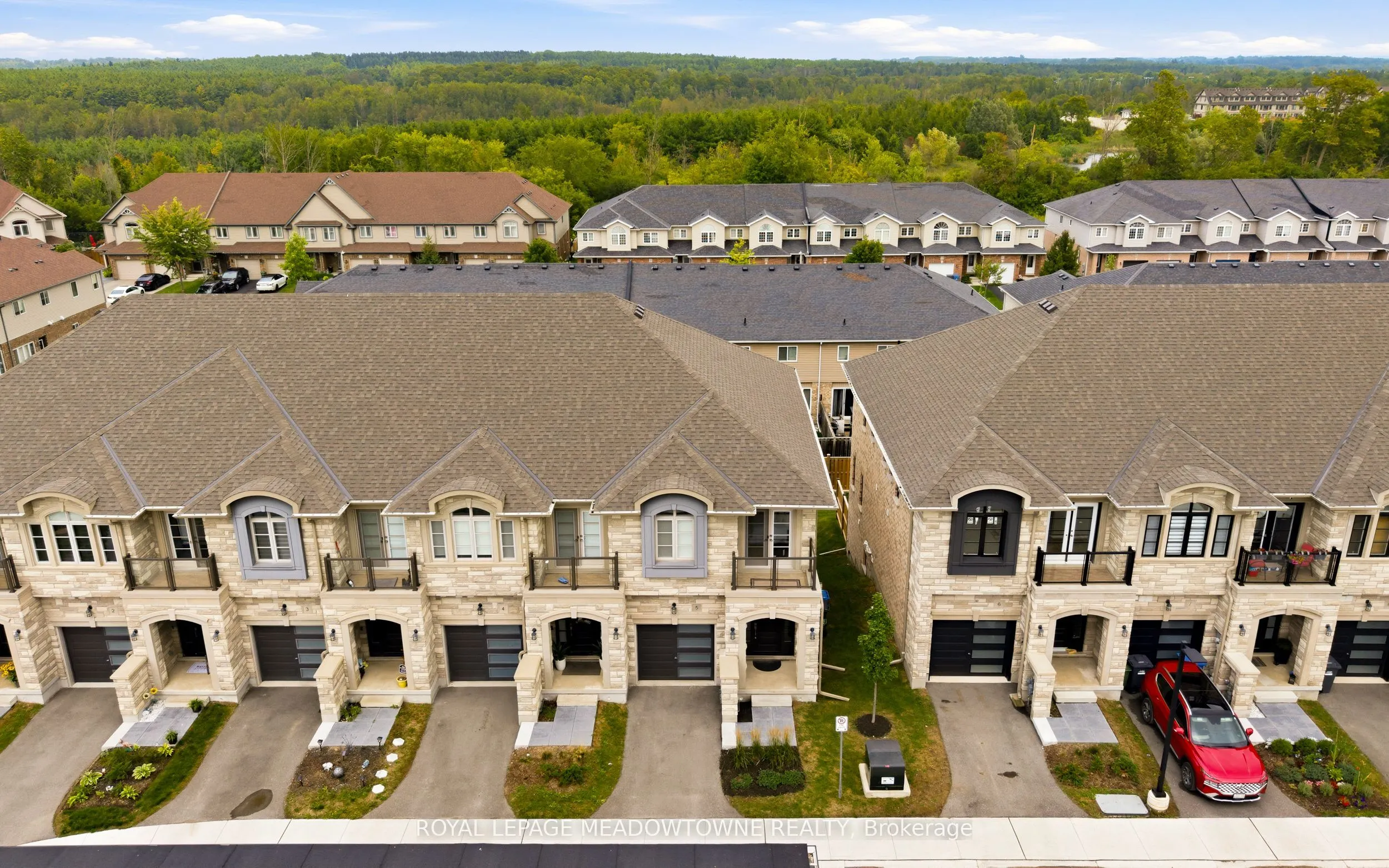 675 Victoria Road N #5