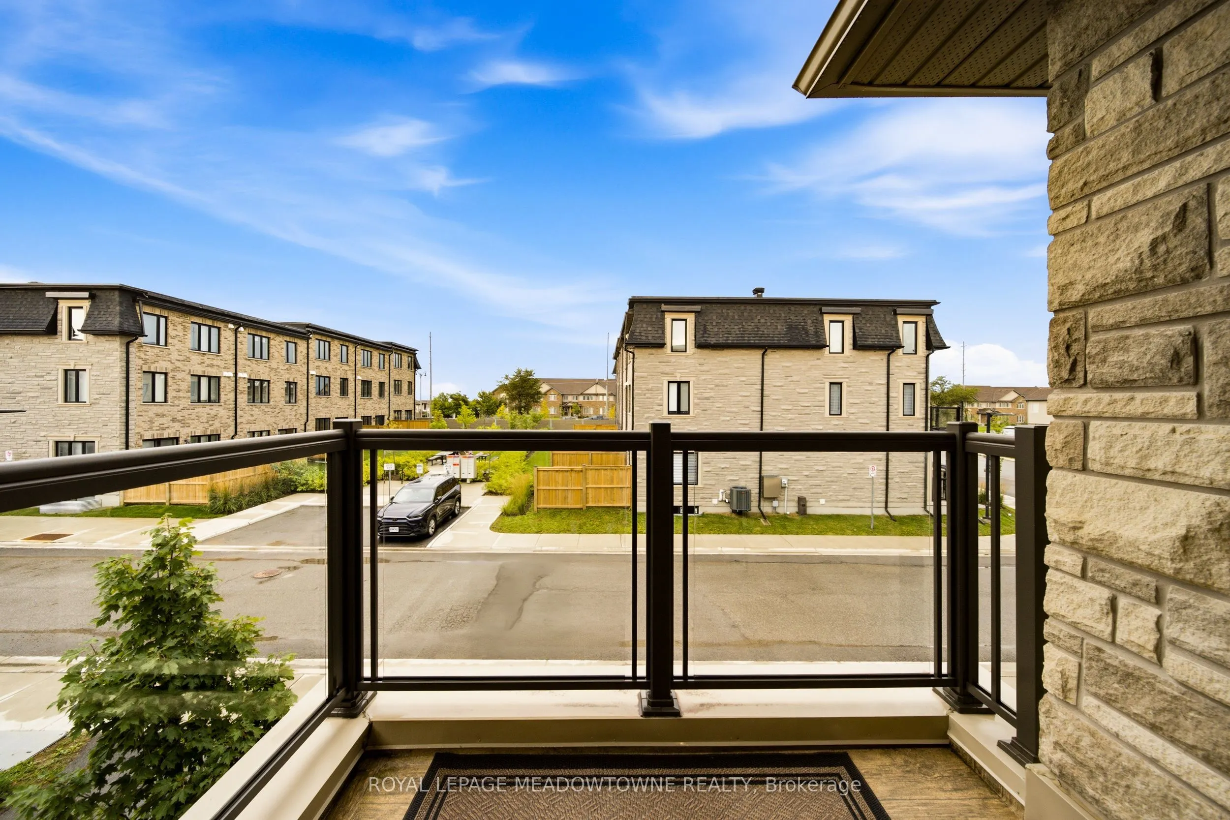 675 Victoria Road N #5