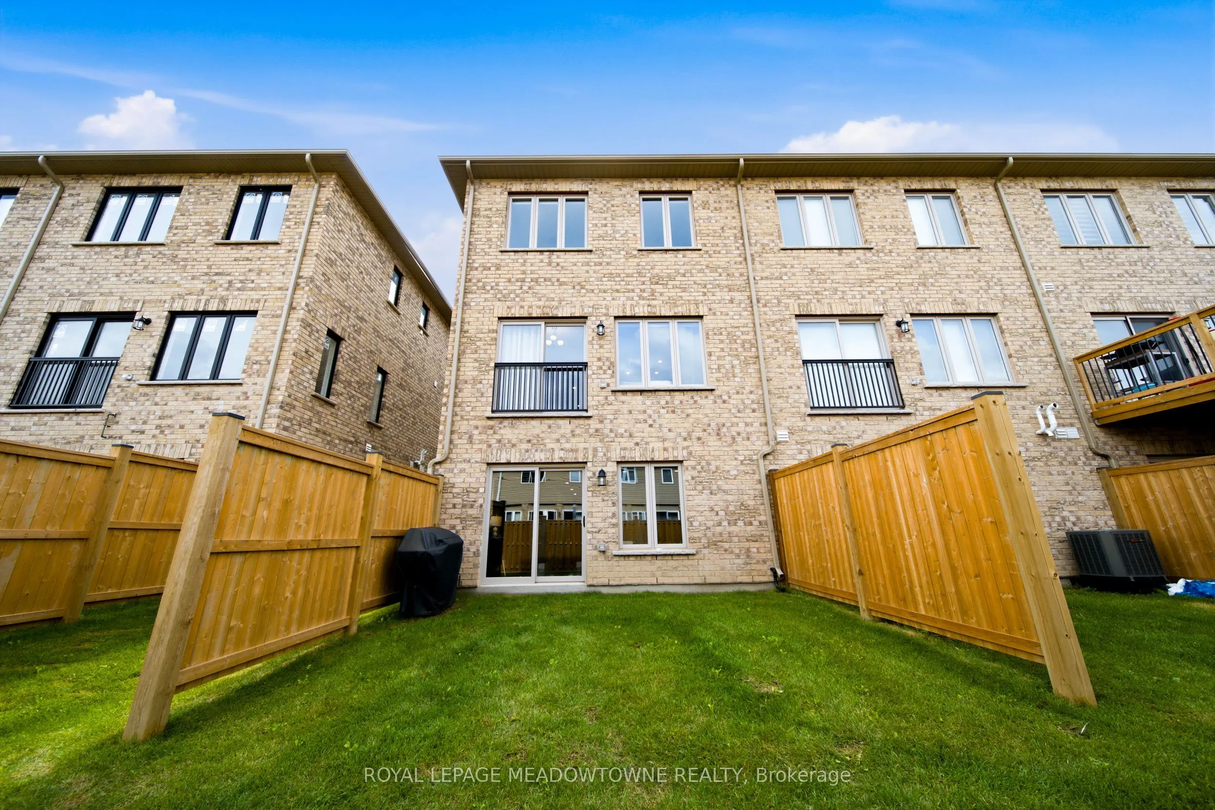 675 Victoria Road N #5