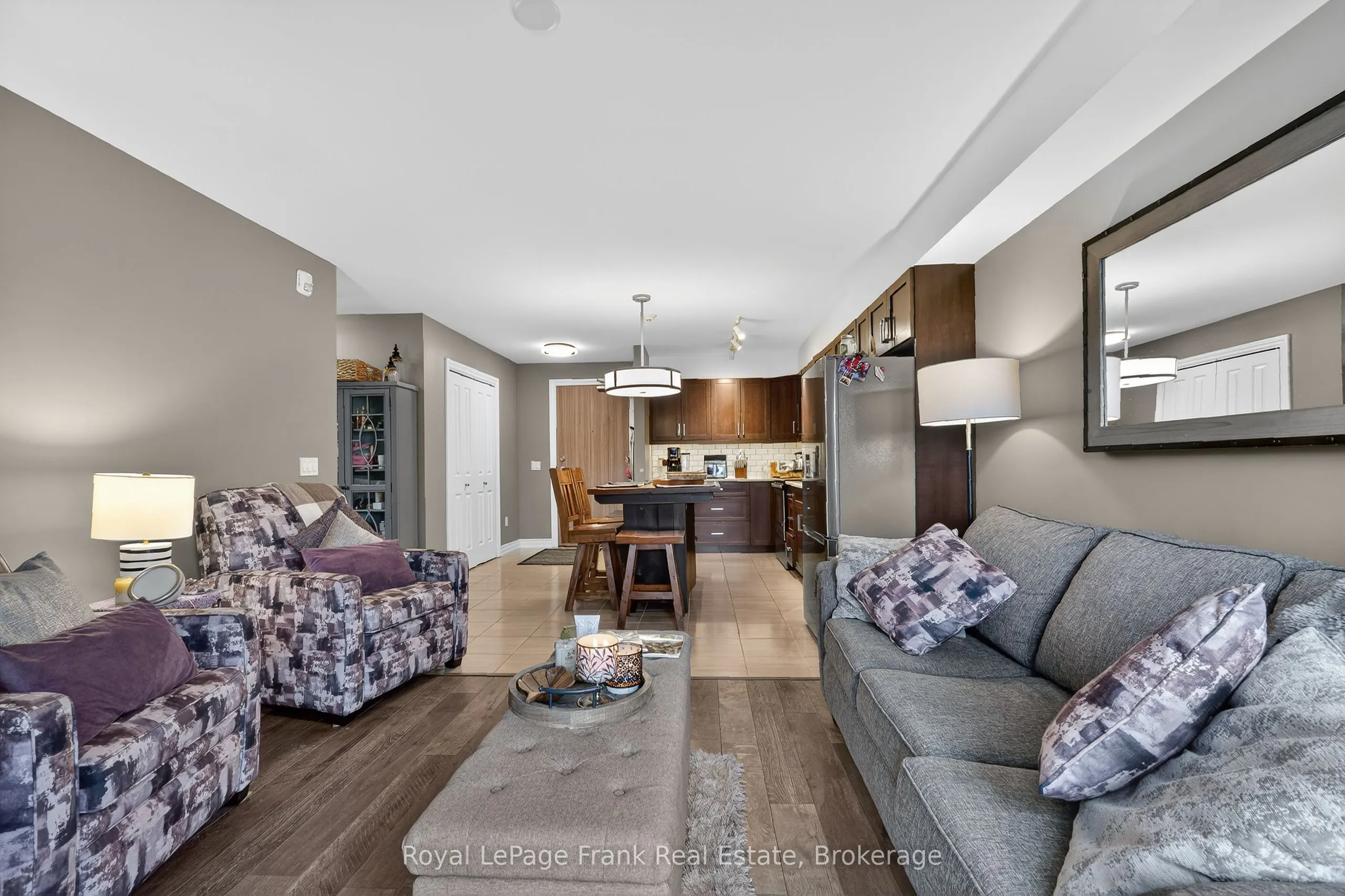 25 King Street #103