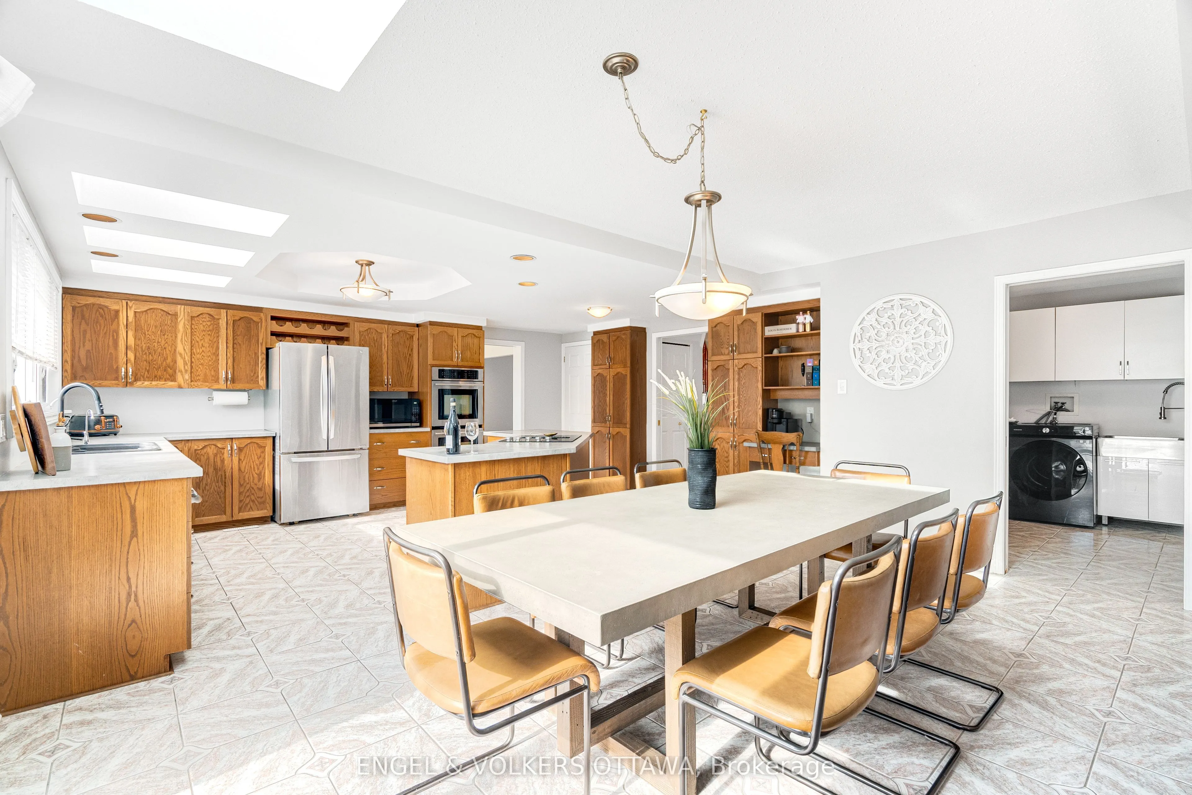 6 Holly Ridge