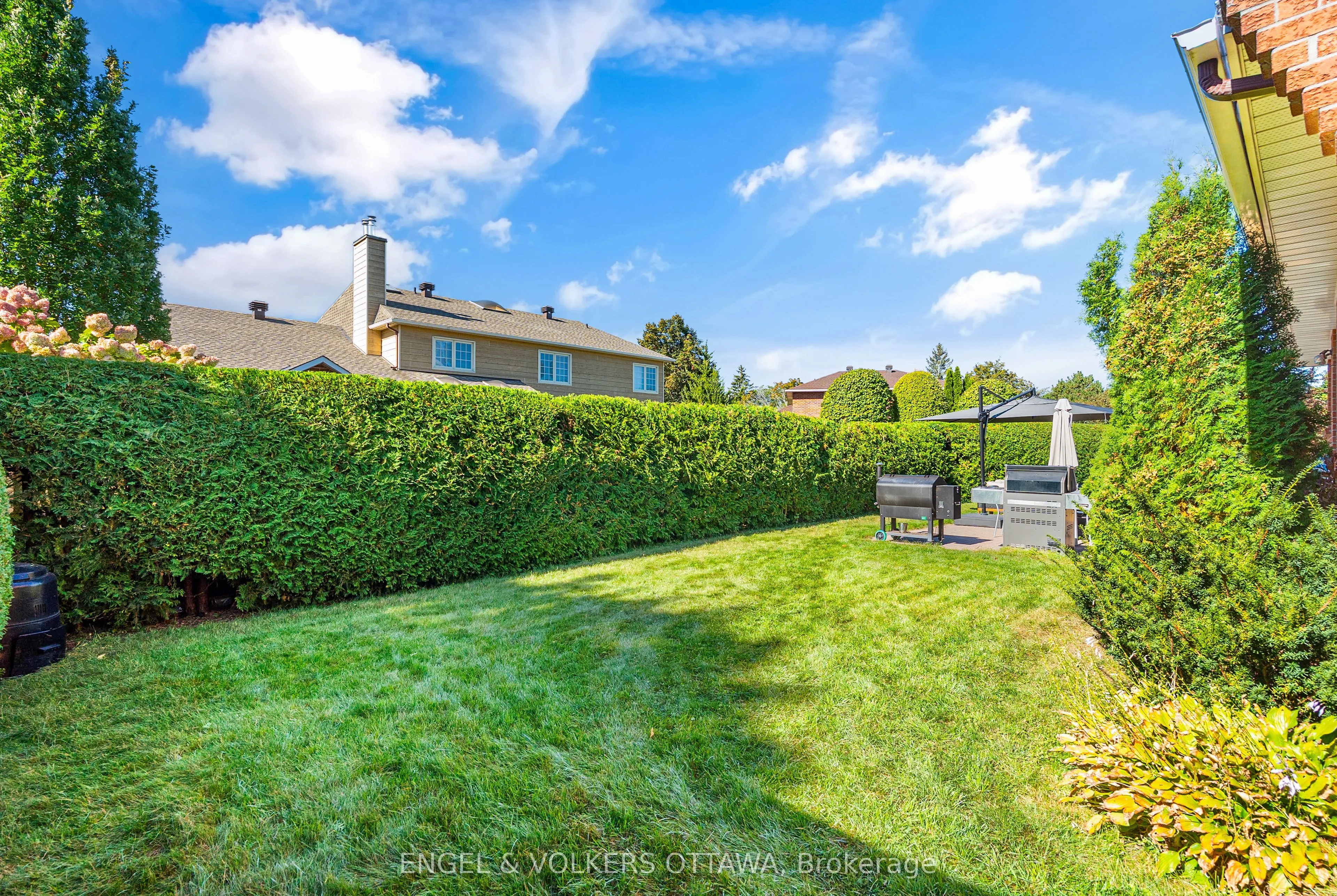 6 Holly Ridge