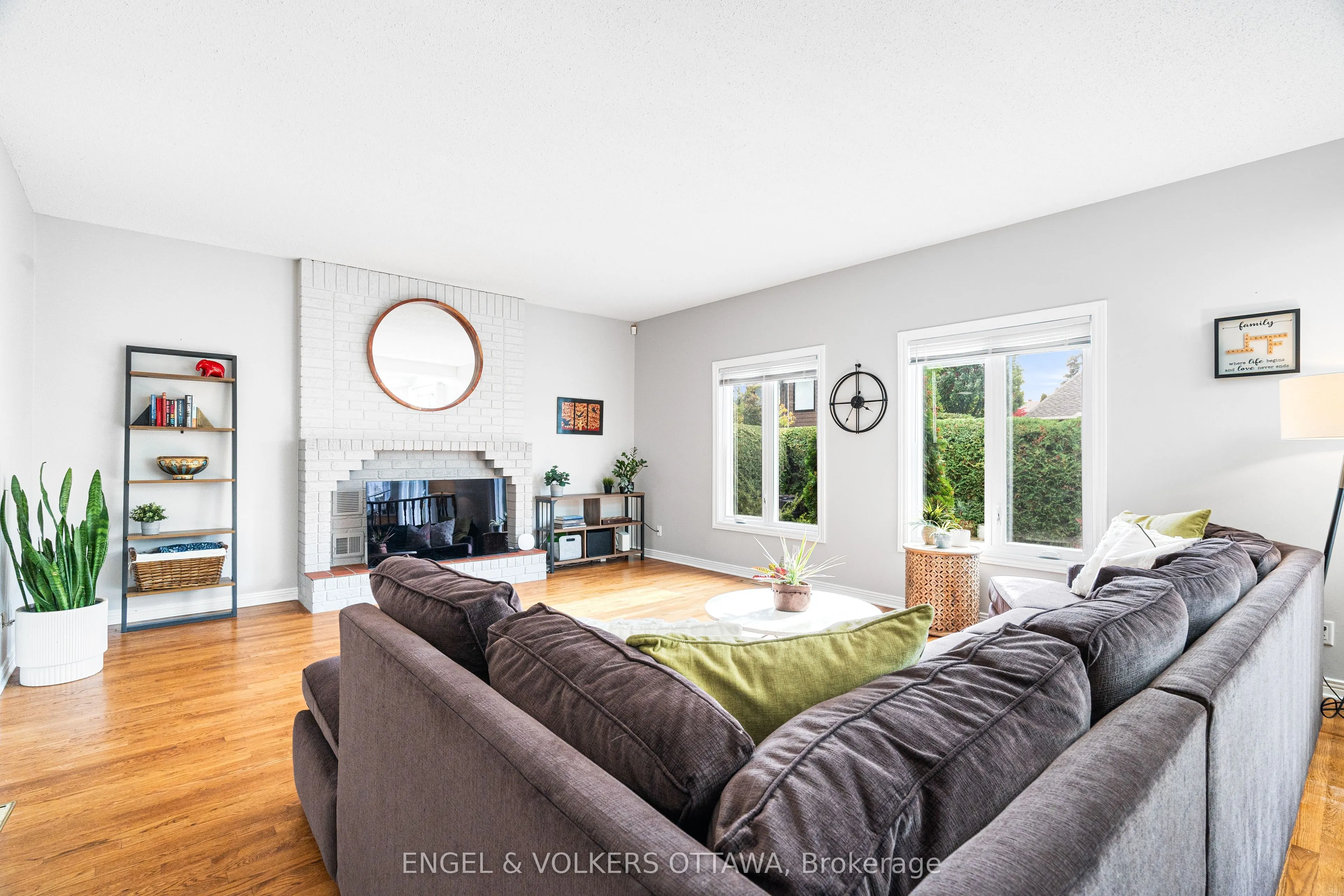 6 Holly Ridge