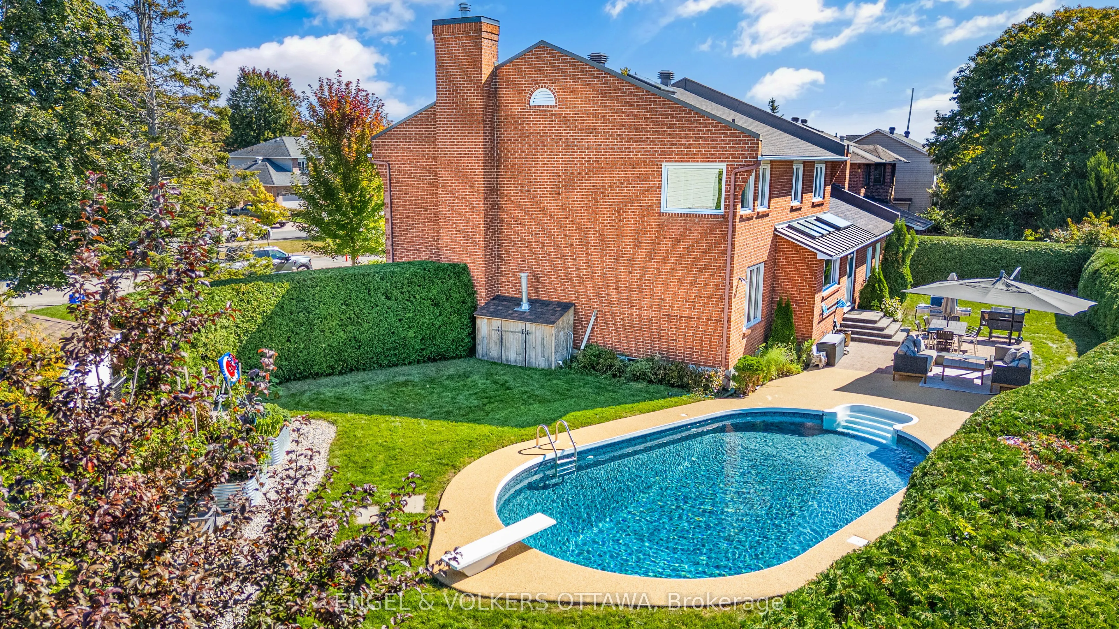 6 Holly Ridge