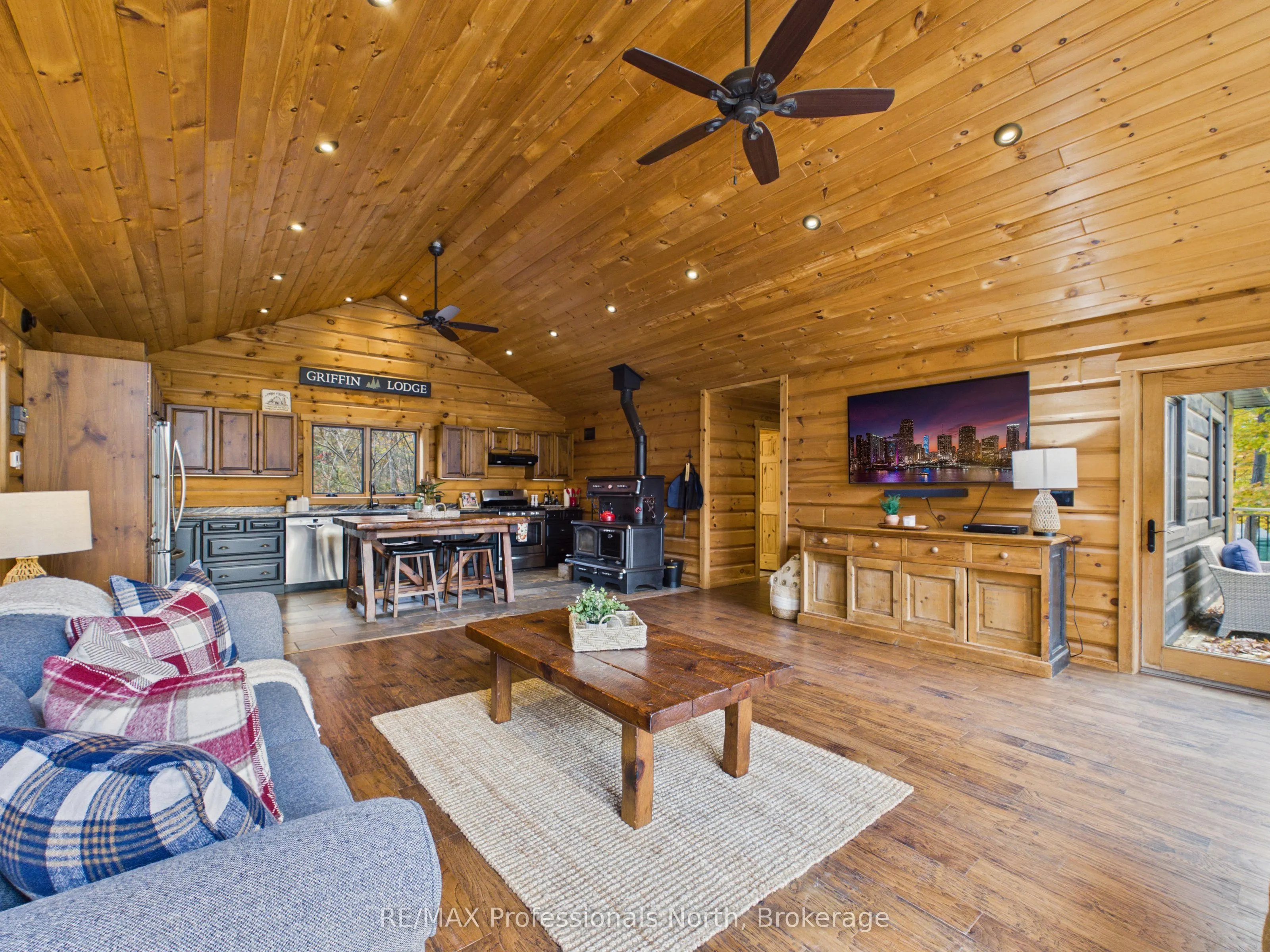 1266 North Shore Road