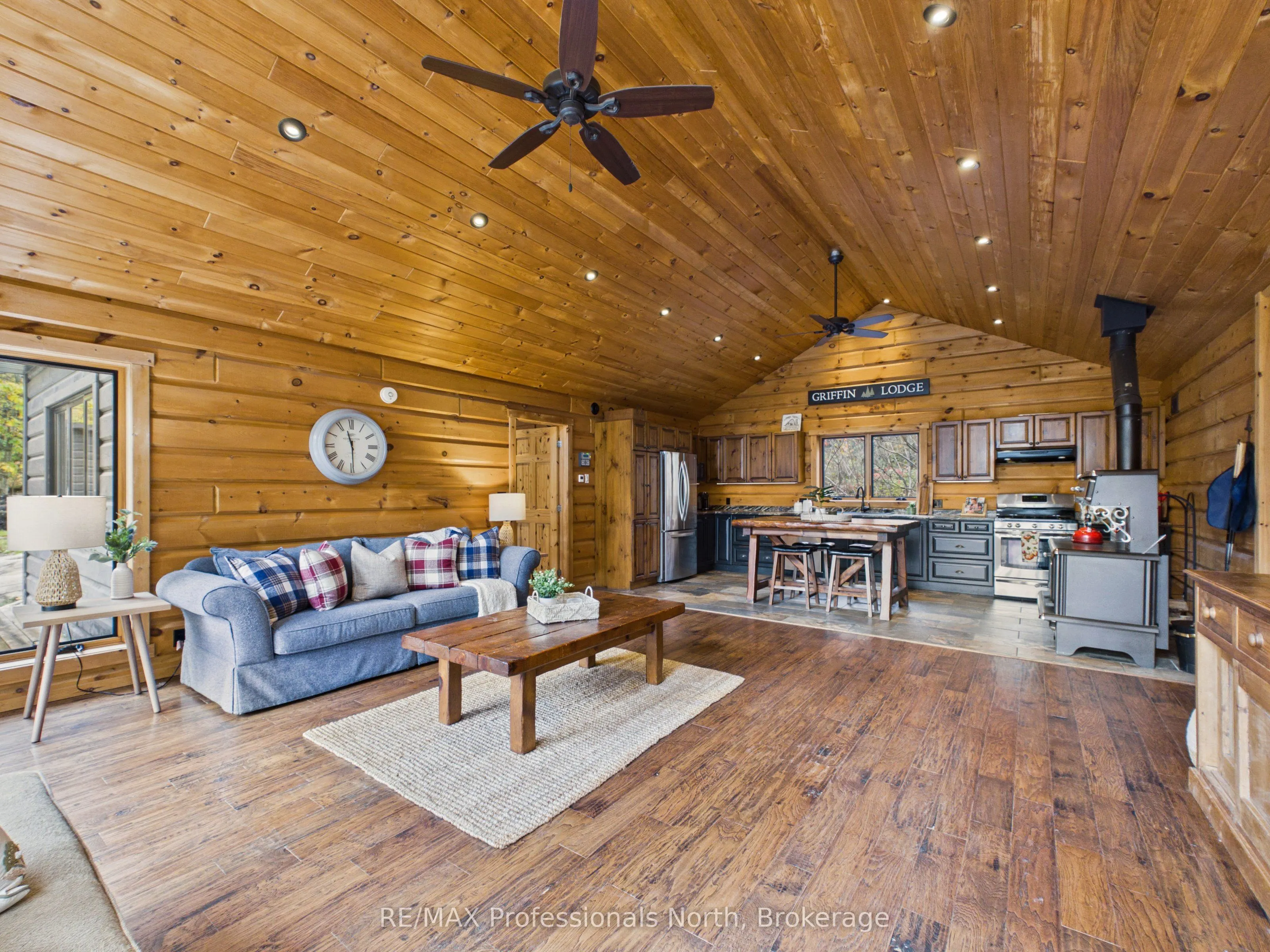 1266 North Shore Road