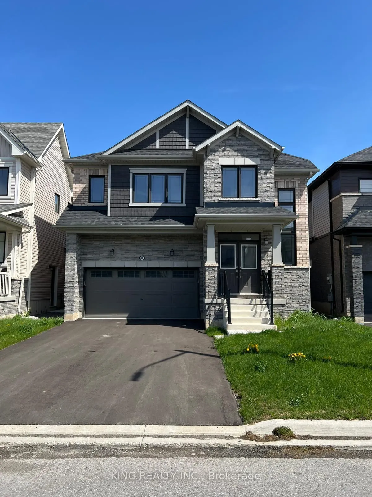 82 SUNFLOWER Crescent