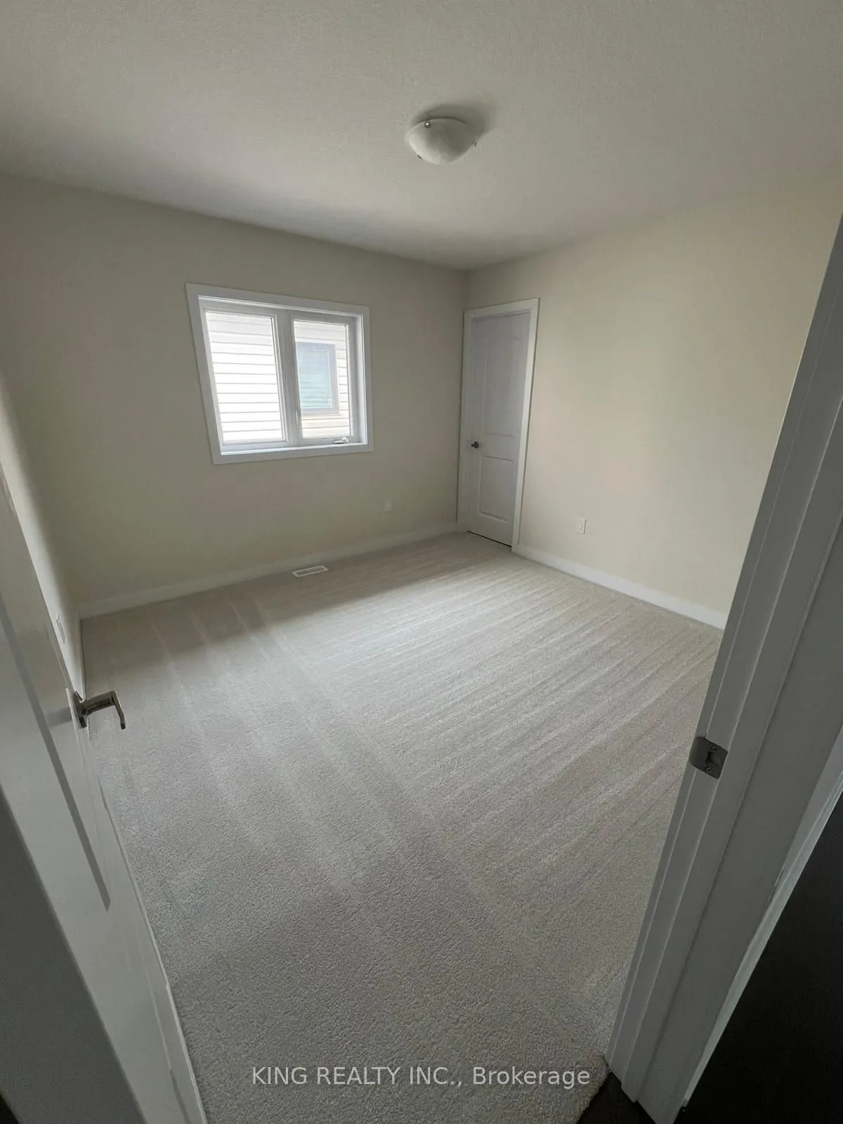 82 SUNFLOWER Crescent