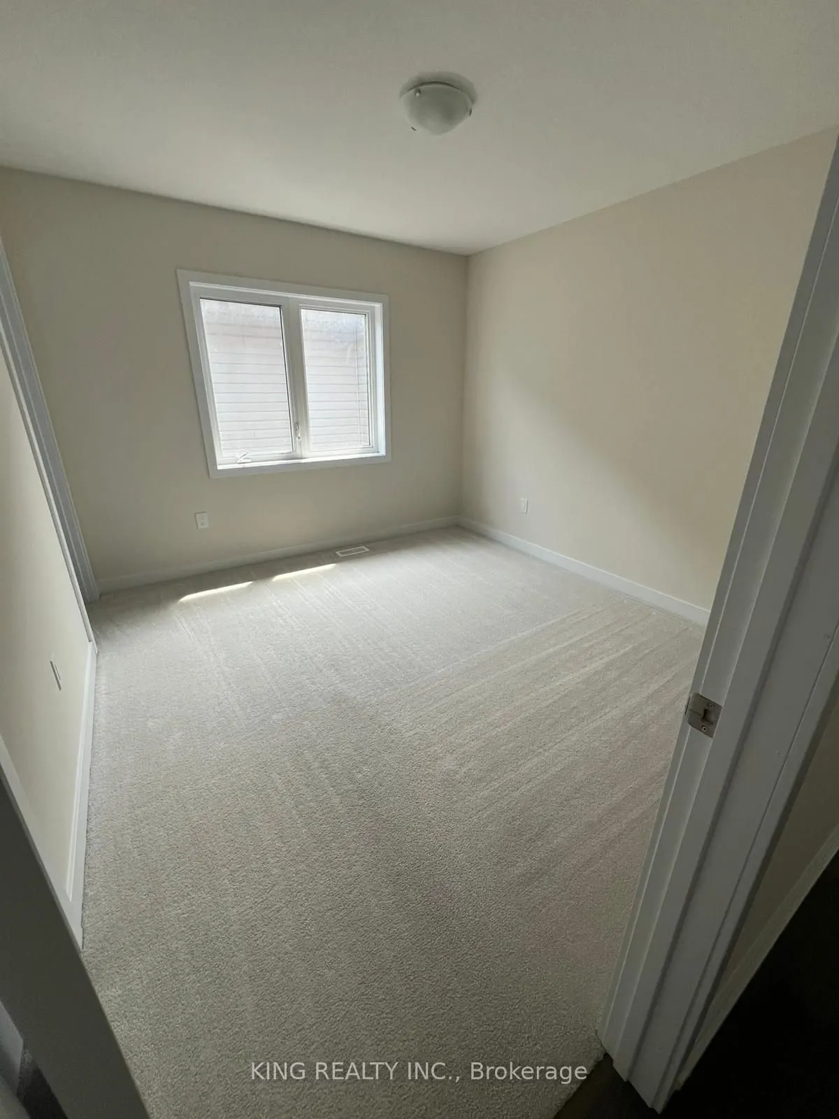 82 SUNFLOWER Crescent