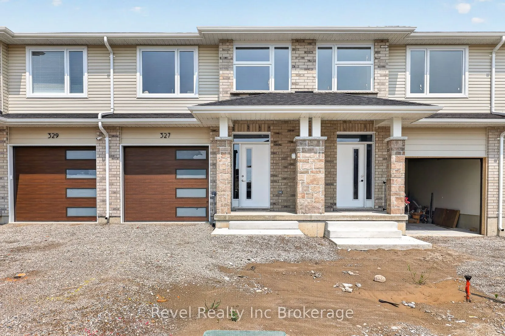 325 Kading Crescent
