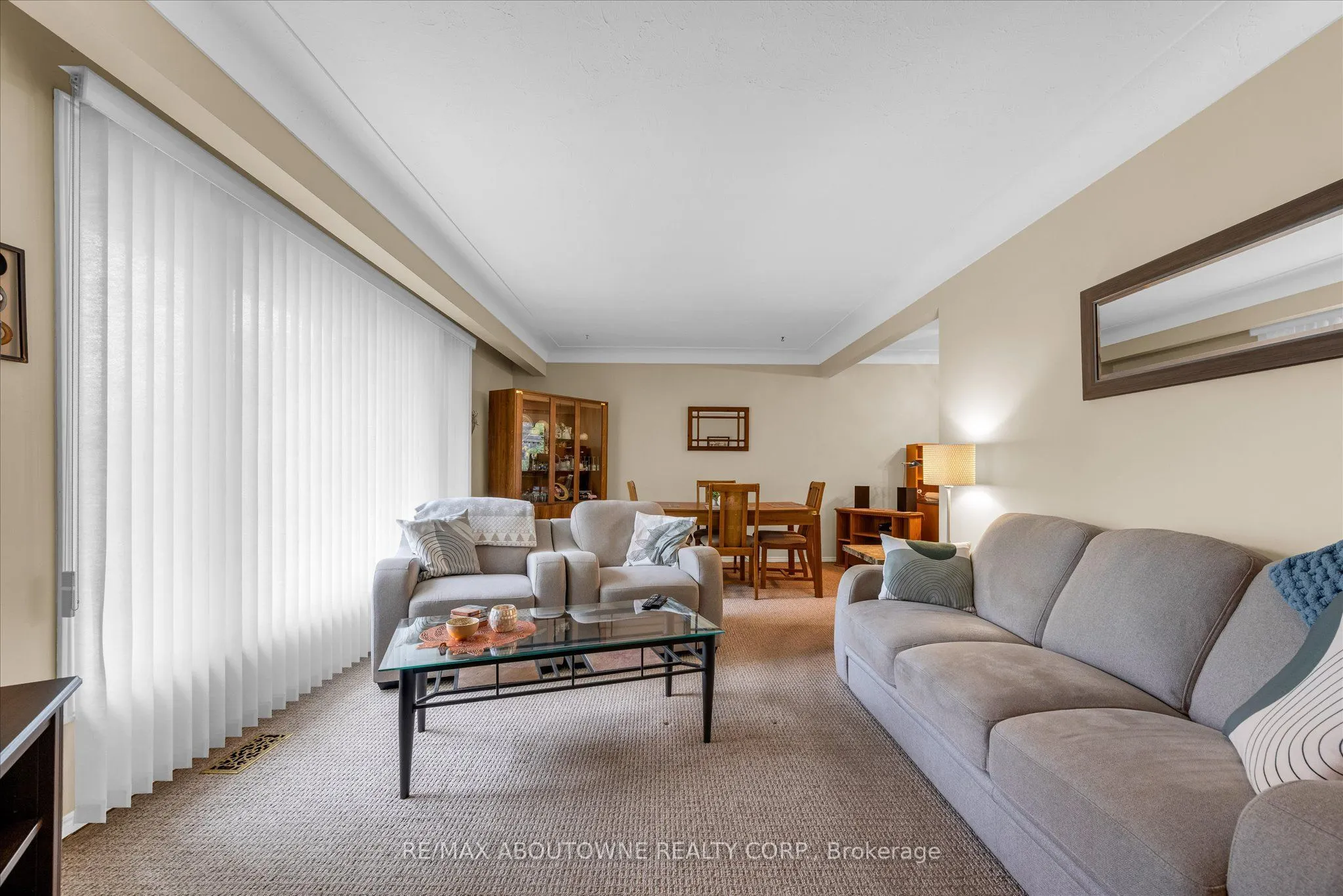 7 Douglas Avenue
