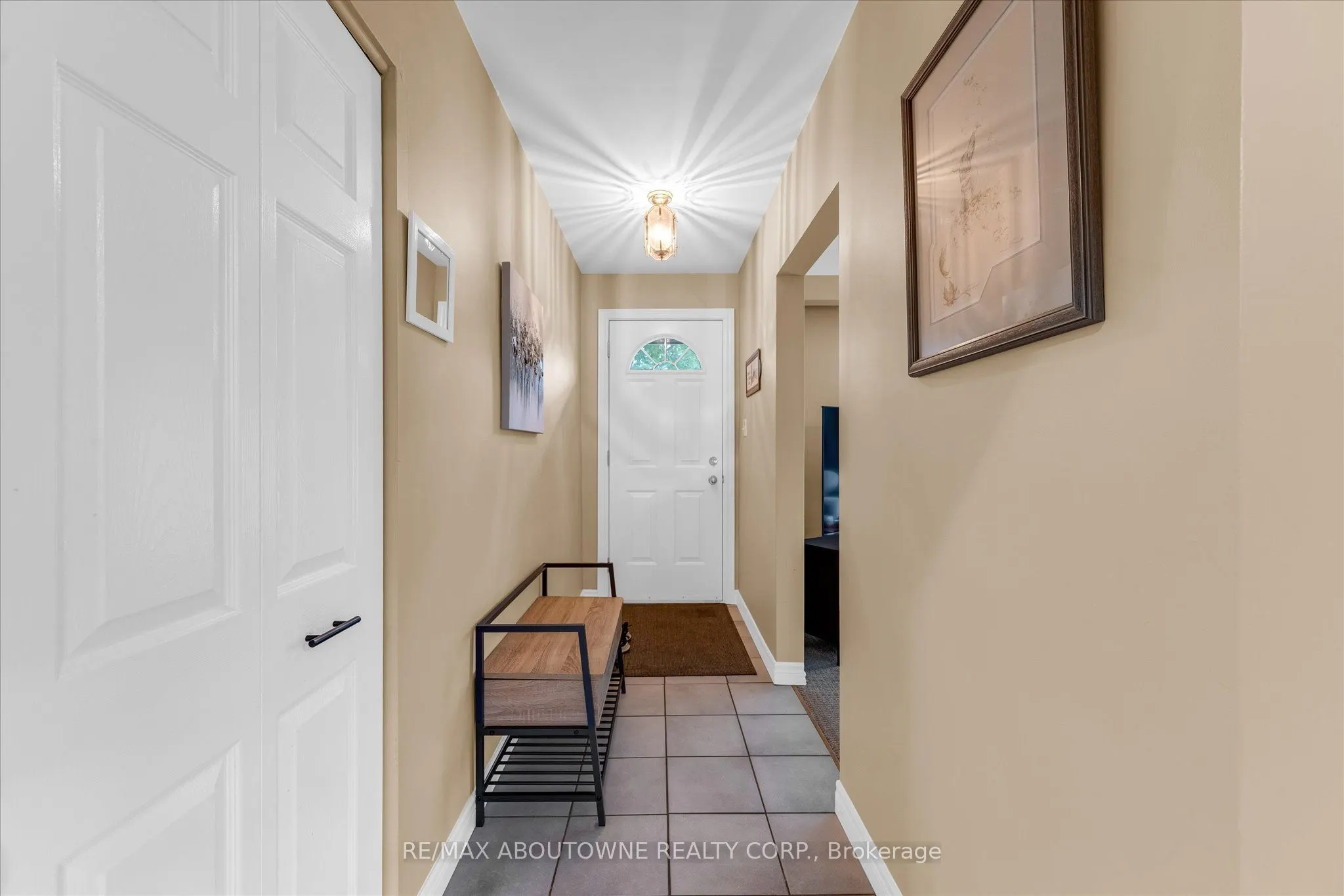7 Douglas Avenue
