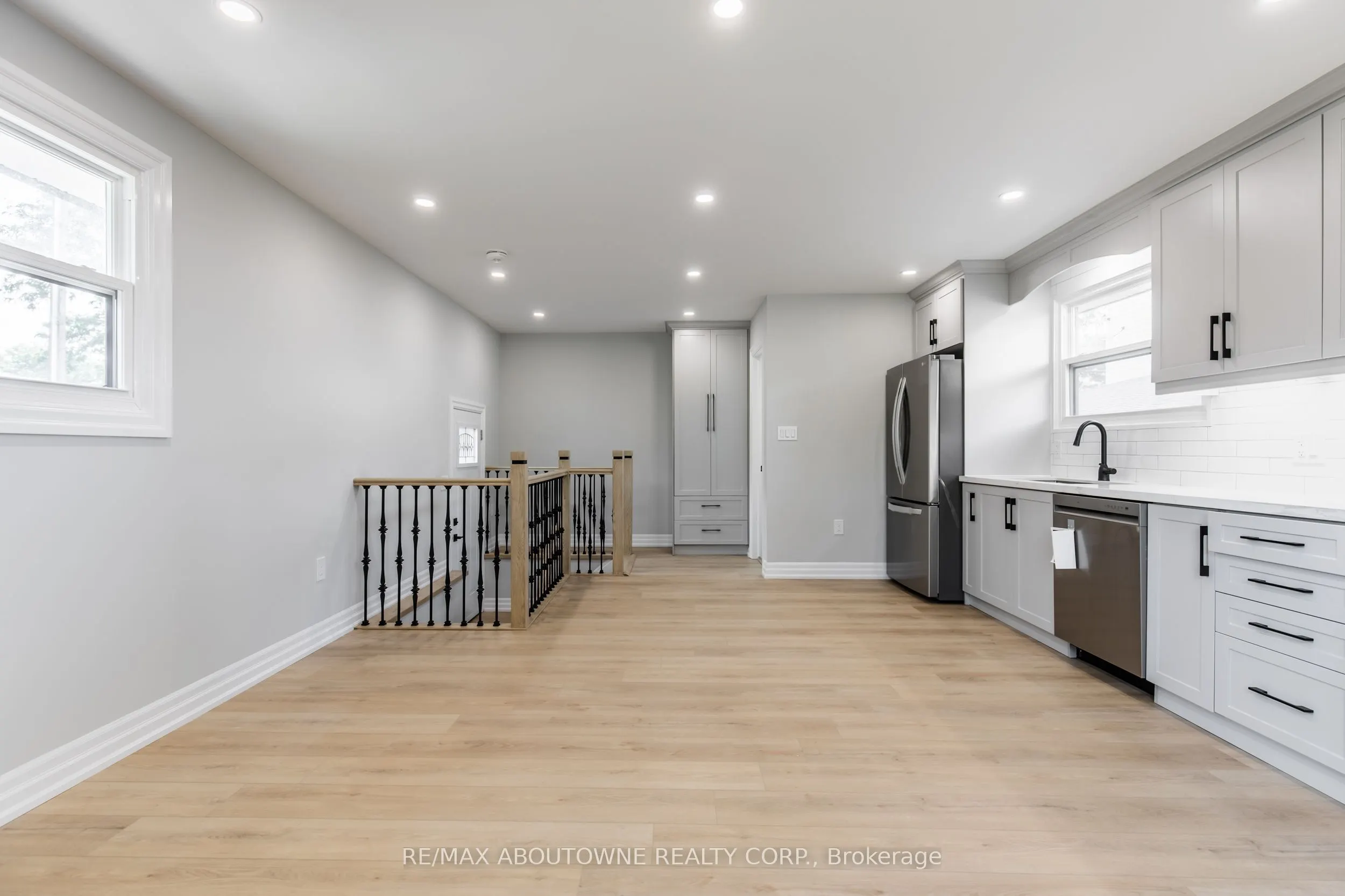 2 Thorndale Avenue #C