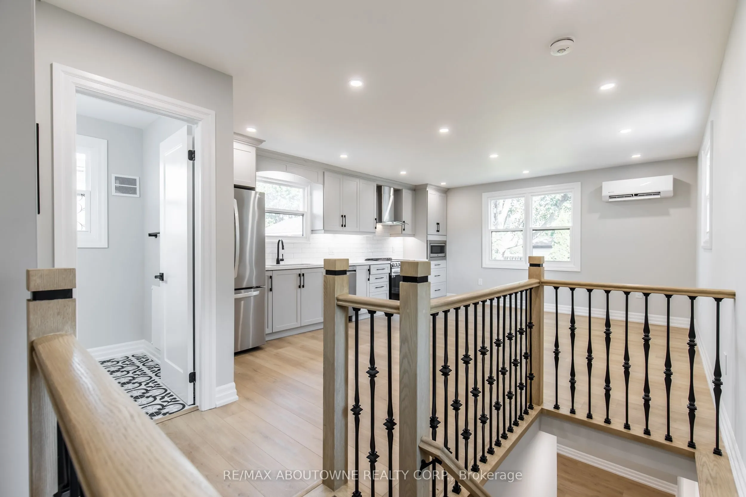 2 Thorndale Avenue #C