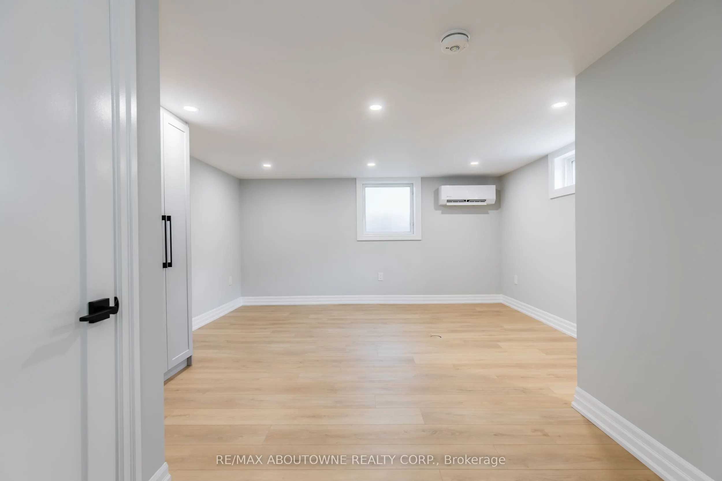 2 Thorndale Avenue #C